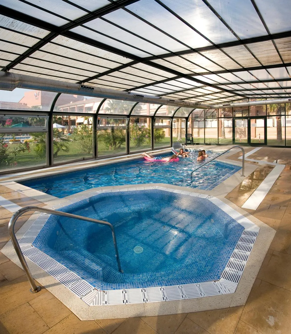 Hotel Clipper - EL DELFÍN VERDE RESORTS - Platja de Pals