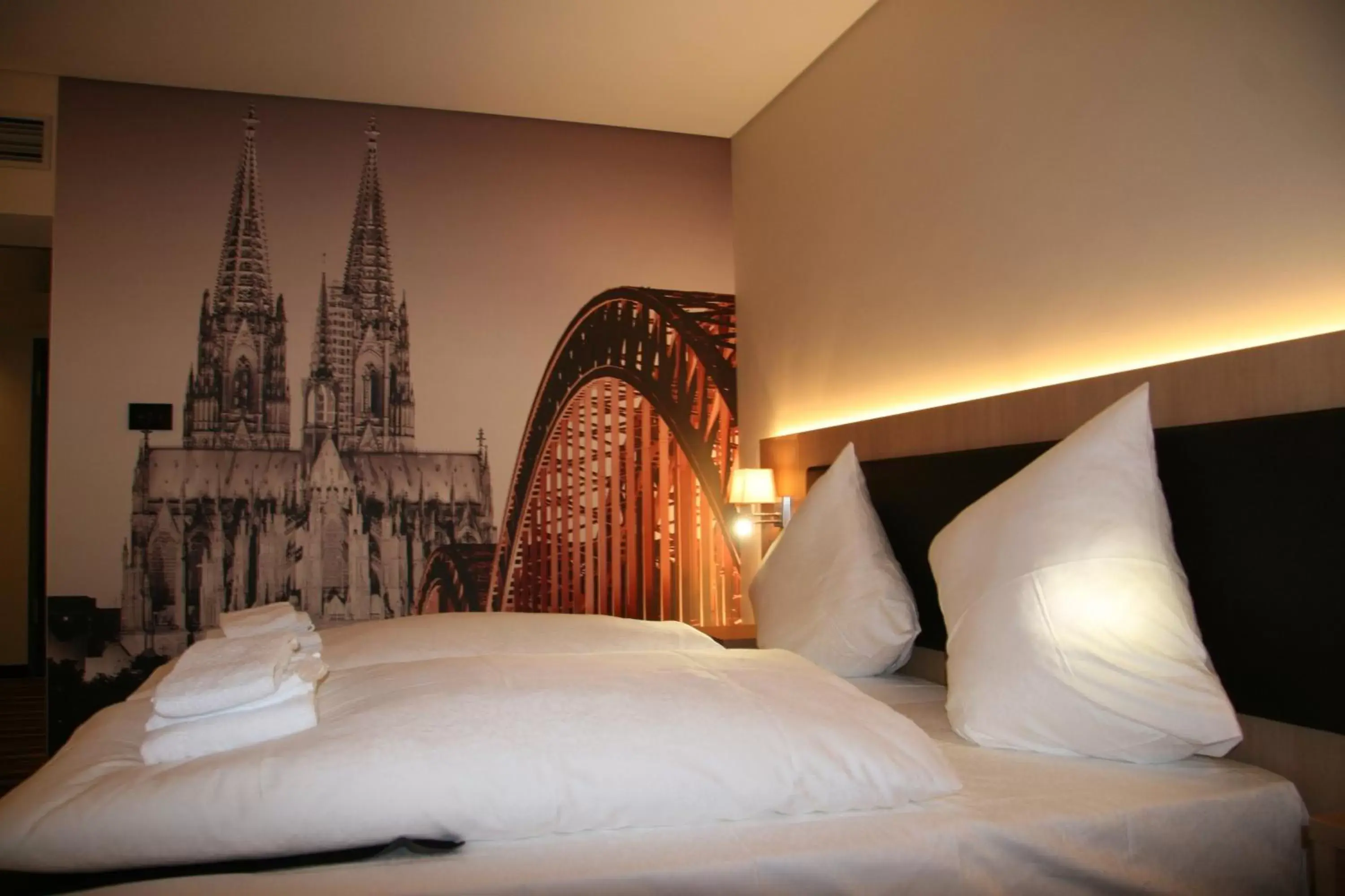 Bed in Hotel Fortune Bed in Hotel Fortune