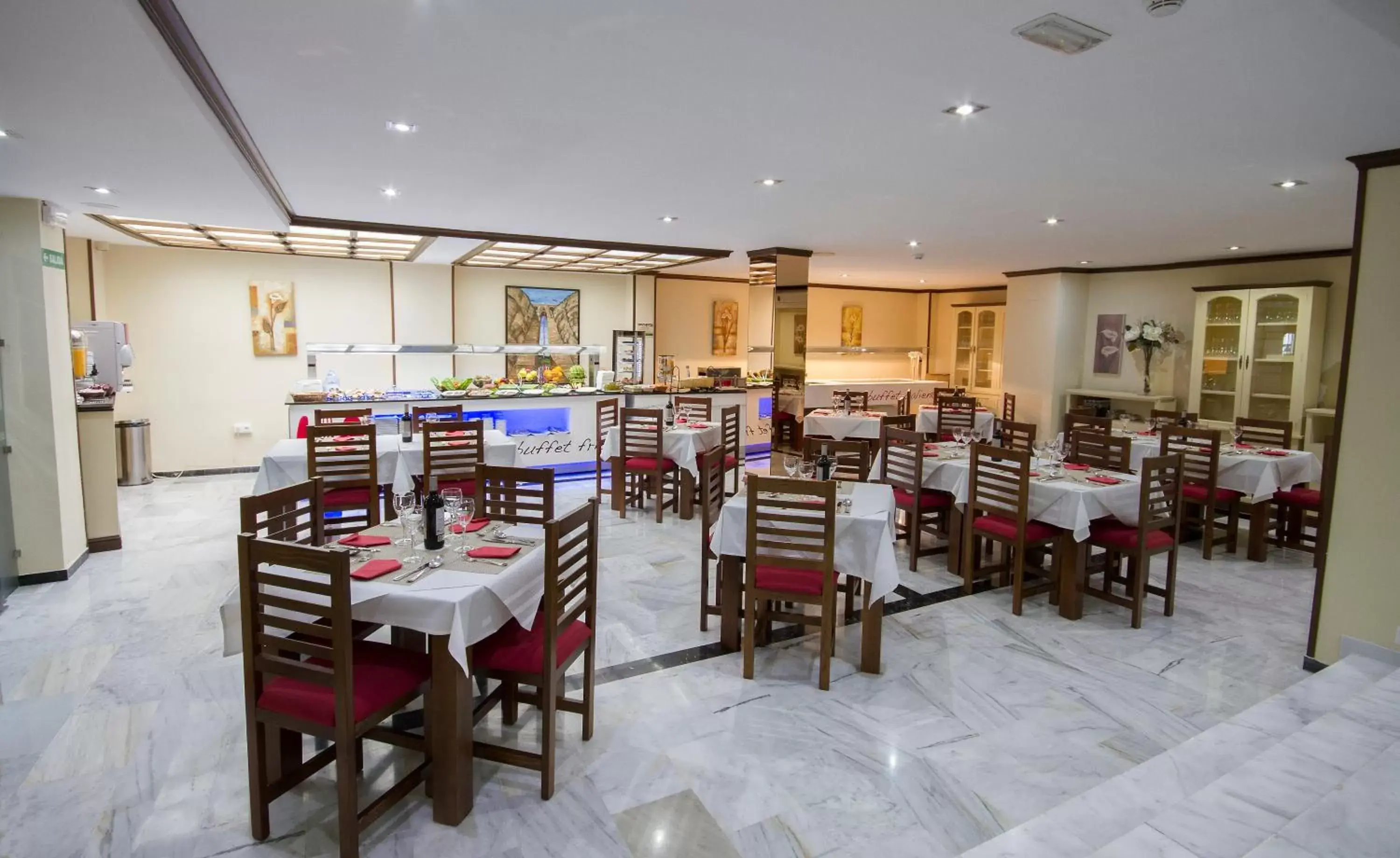 Restaurant/Places to Eat in Hotel El Tajo & SPA