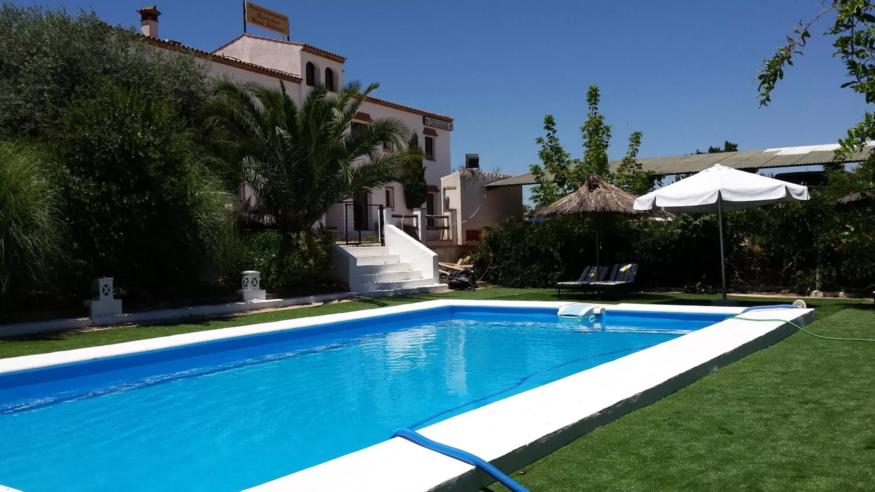 Day, Swimming Pool in Apartamentos Turísticos - Hostal Los Alisos