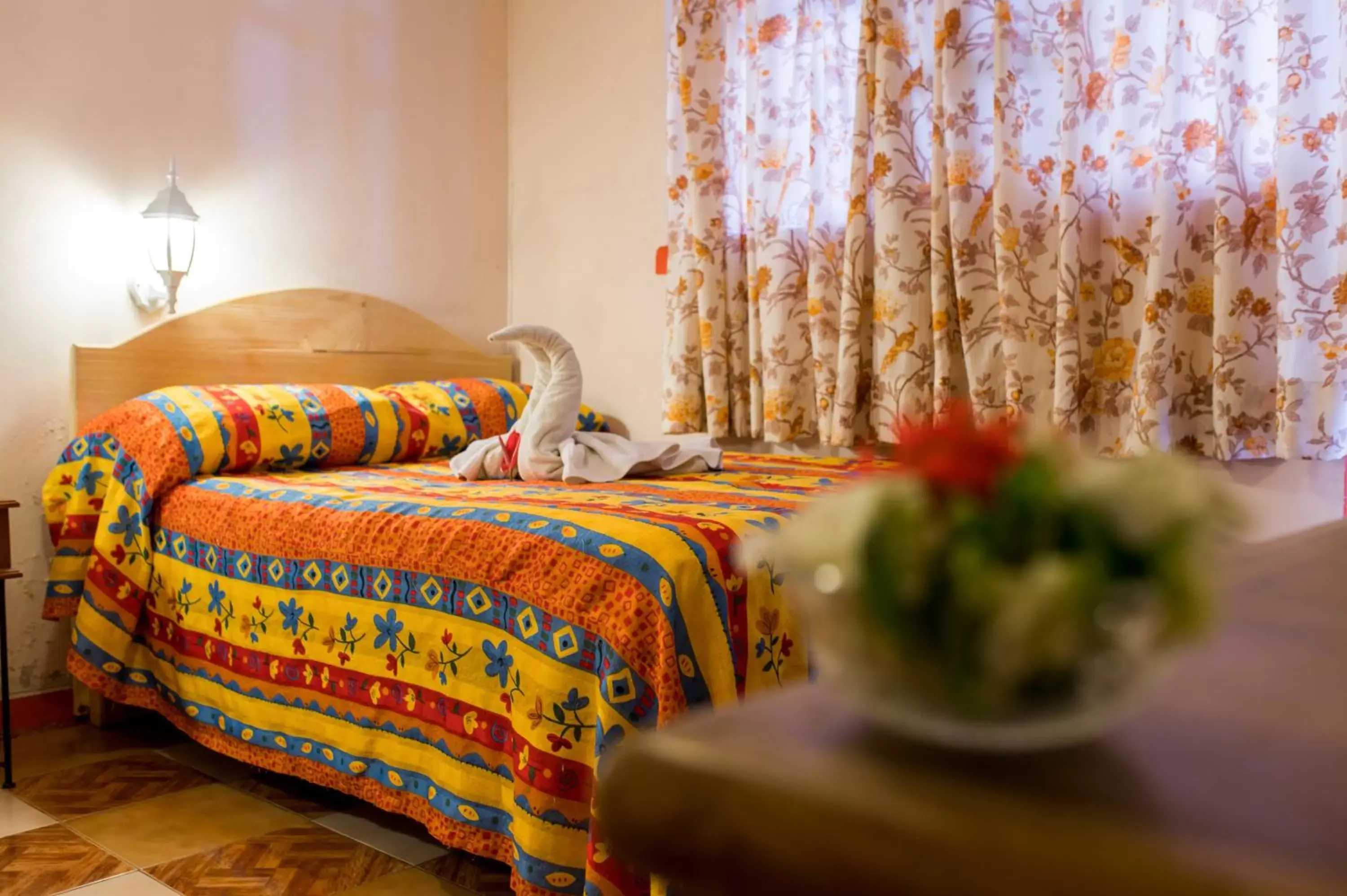 Bedroom, Bed in Arisa