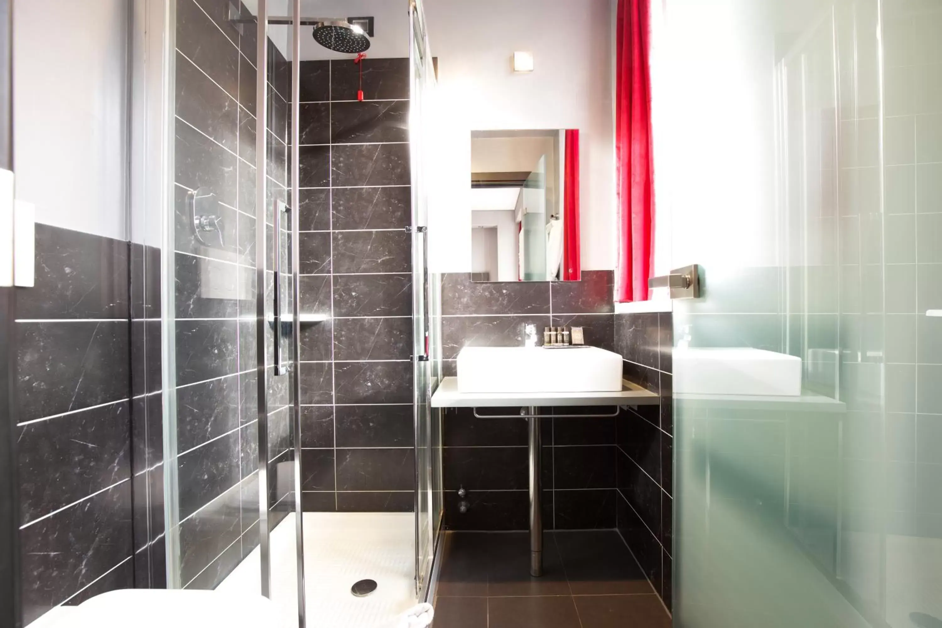Shower, Bathroom in The Bryson Hotel
