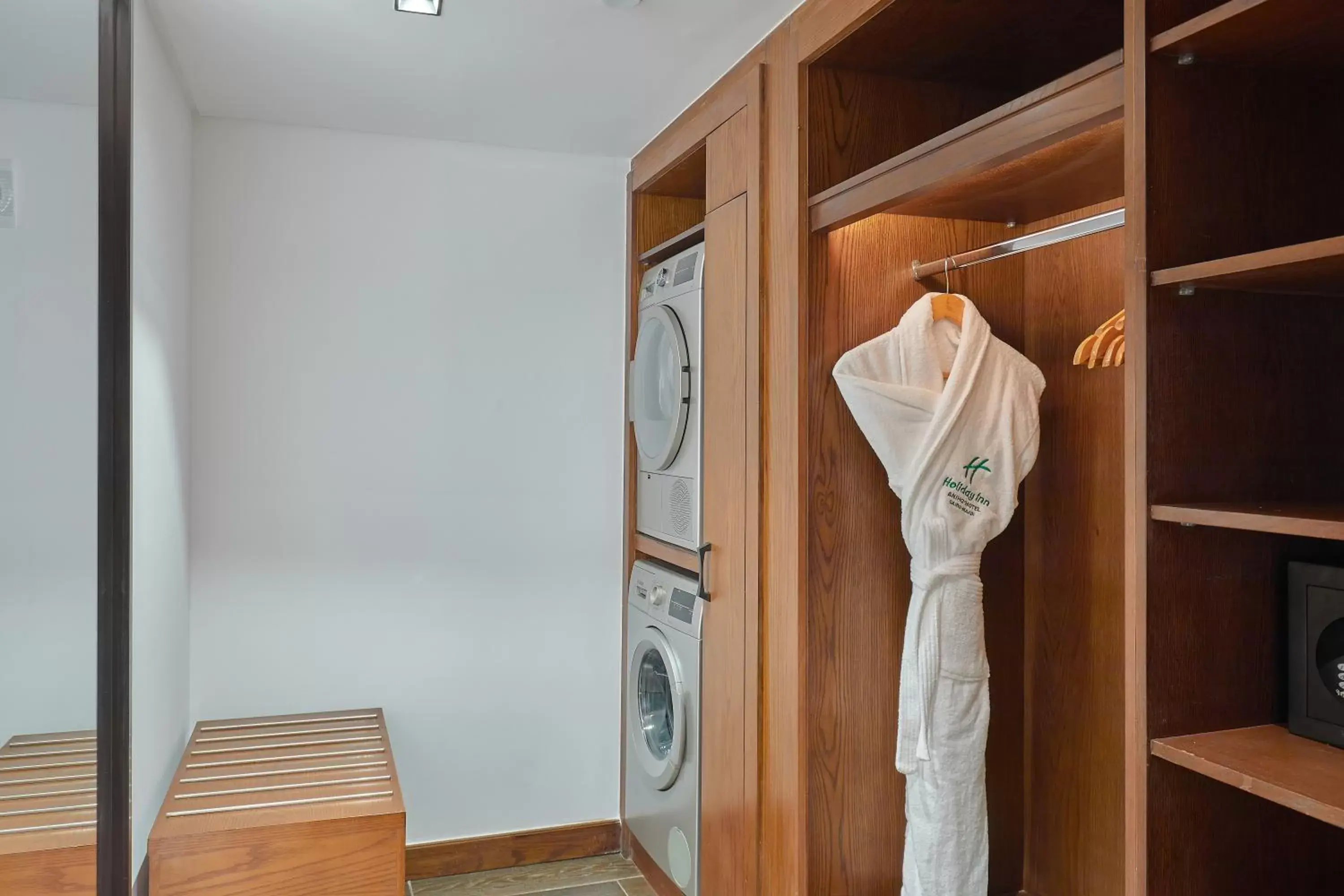 Suite in Holiday Inn & Suites - Cairo Maadi, an IHG Hotel Suite in Holiday Inn & Suites - Cairo Maadi, an IHG Hotel