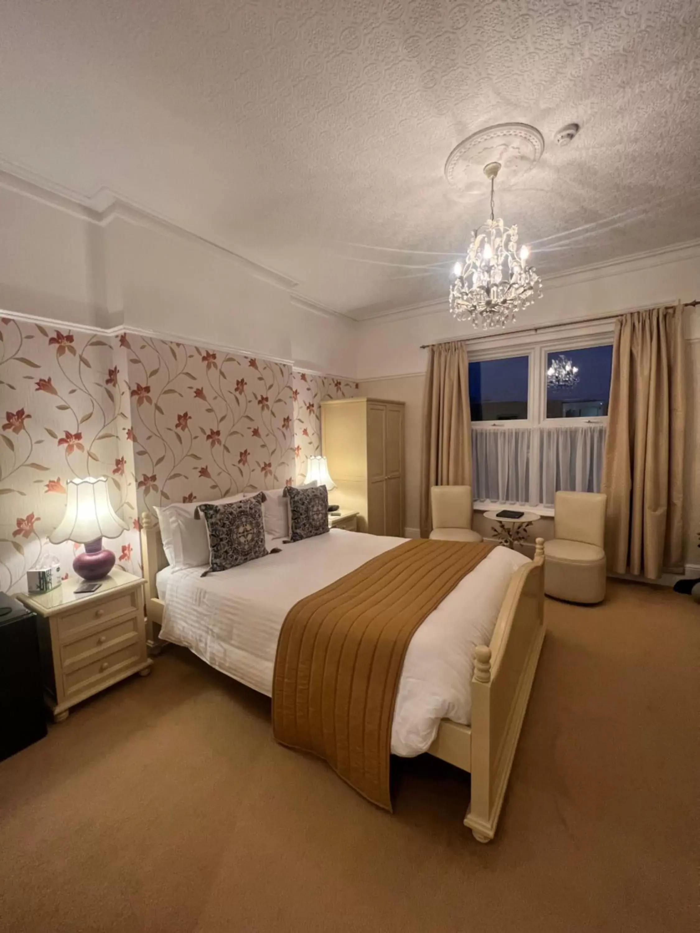Property building, Bed in Birkdale Guest House
