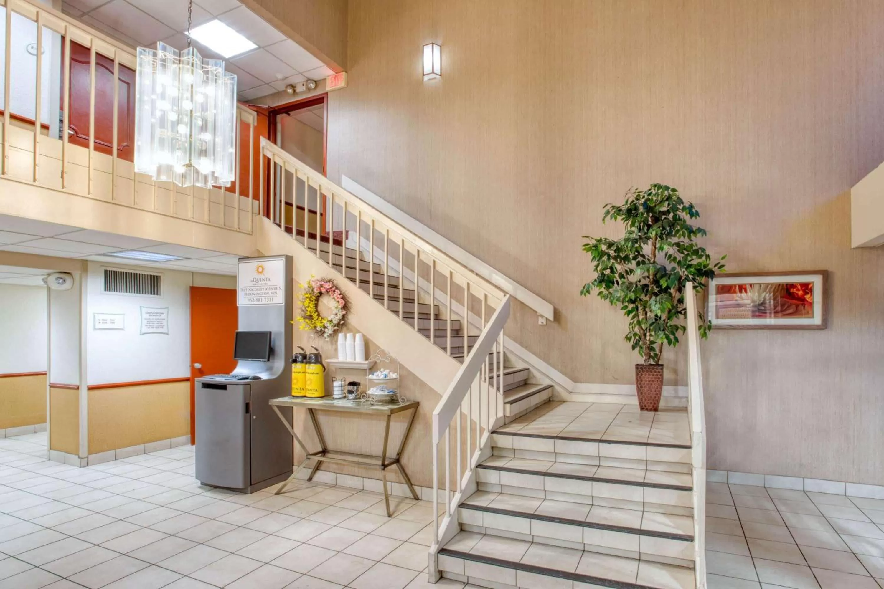 Lobby or reception in La Quinta Inn by Wyndham Minneapolis Airport Bloomington