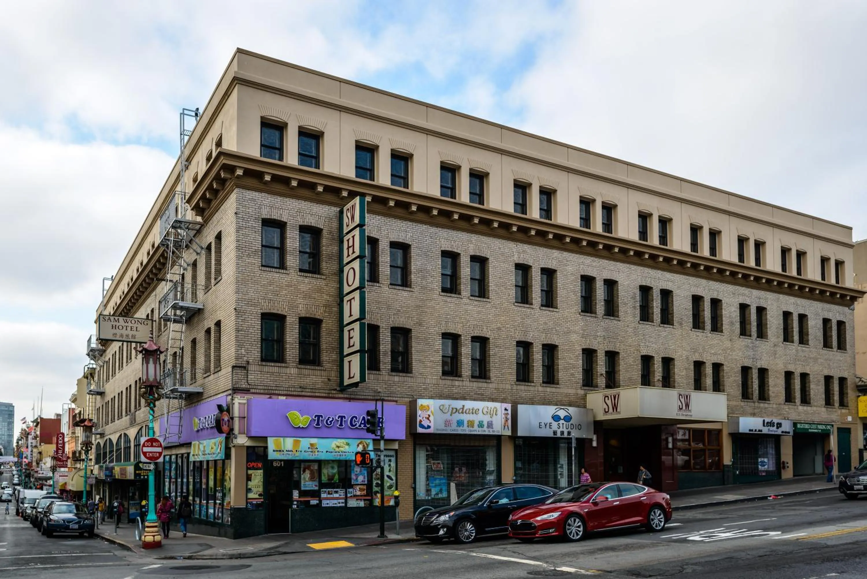 Property building in SW Hotel