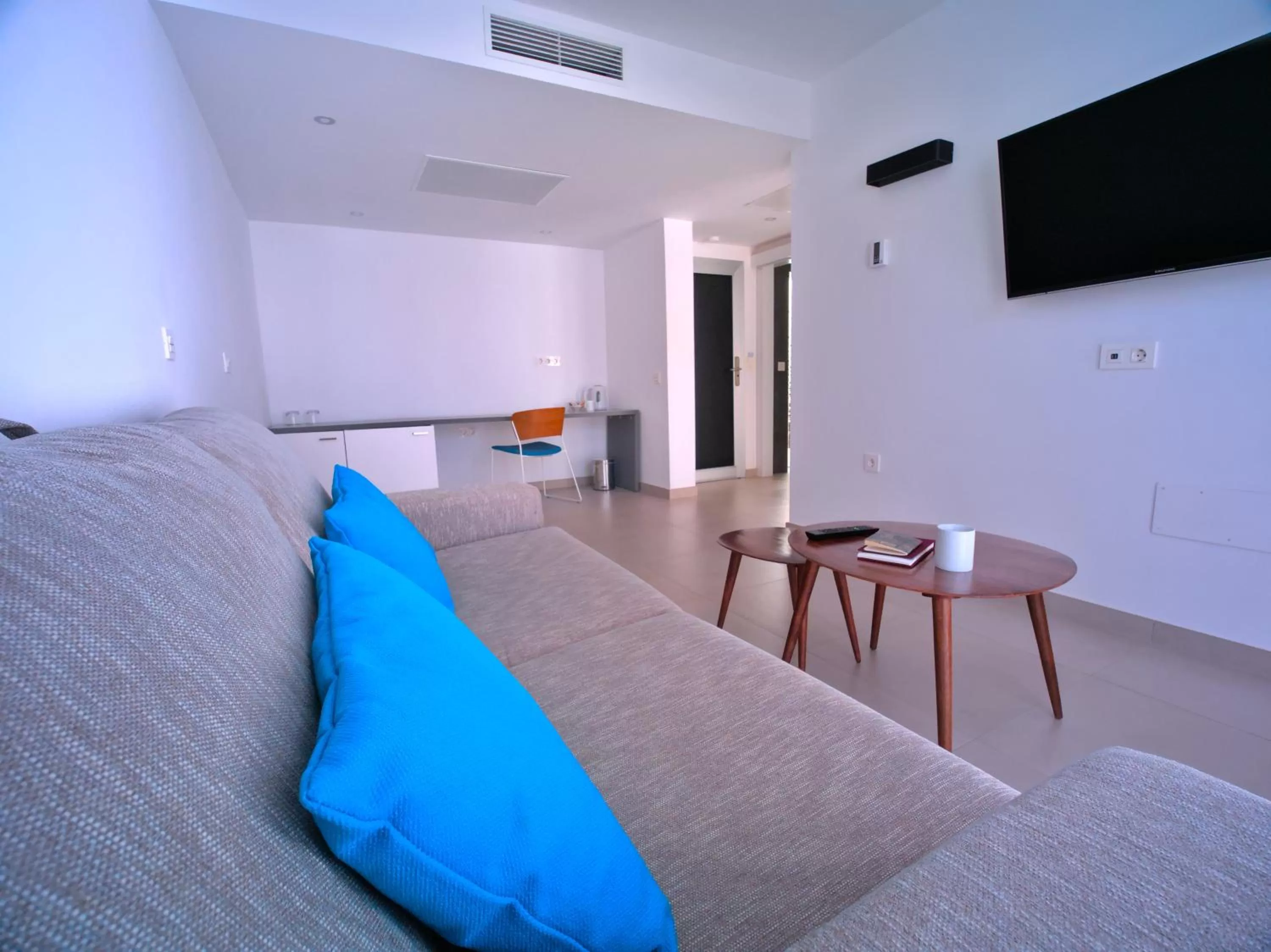 TV and multimedia in Hotel Taimar