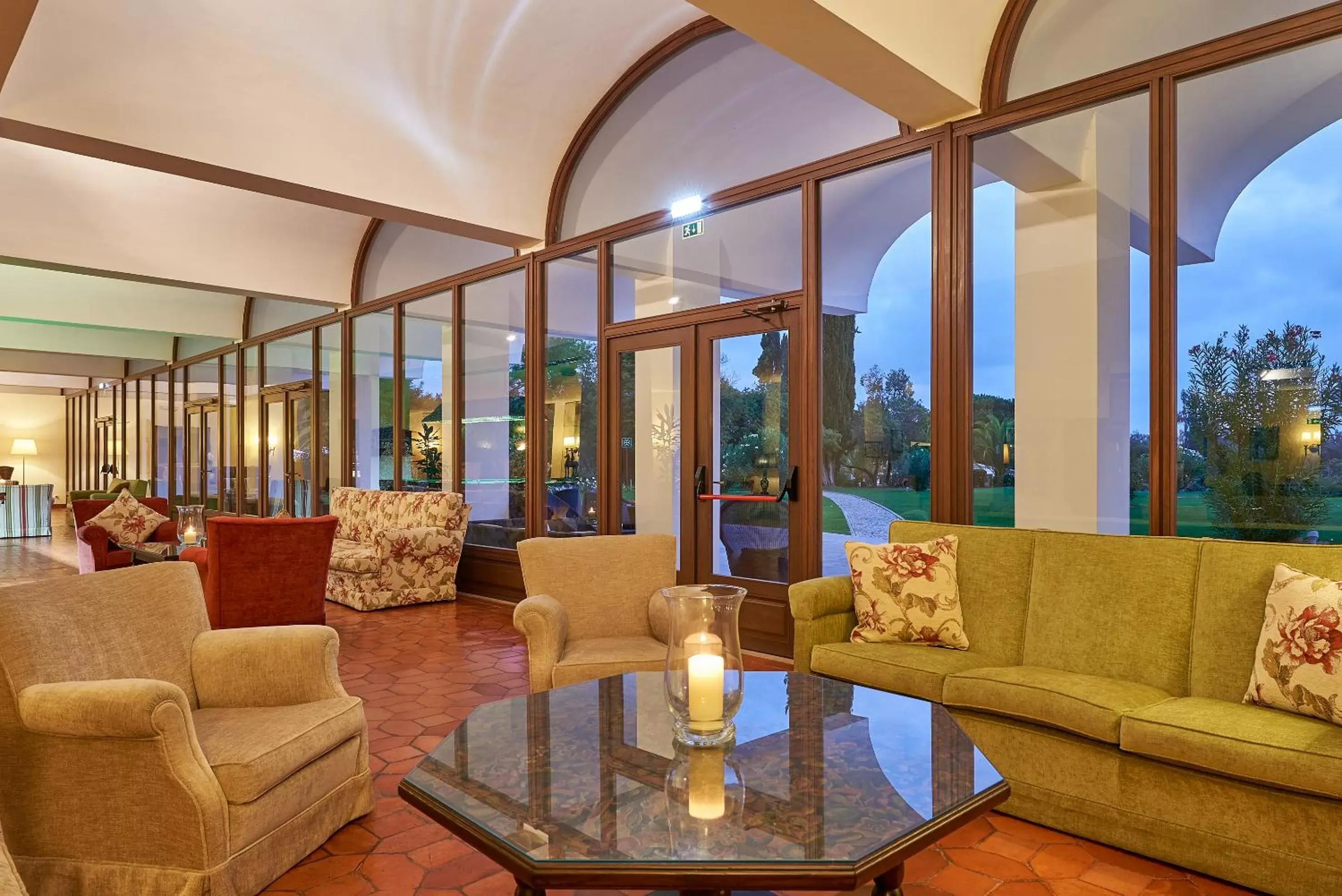 Communal lounge/ TV room, Lobby/Reception in Penina Hotel & Golf Resort