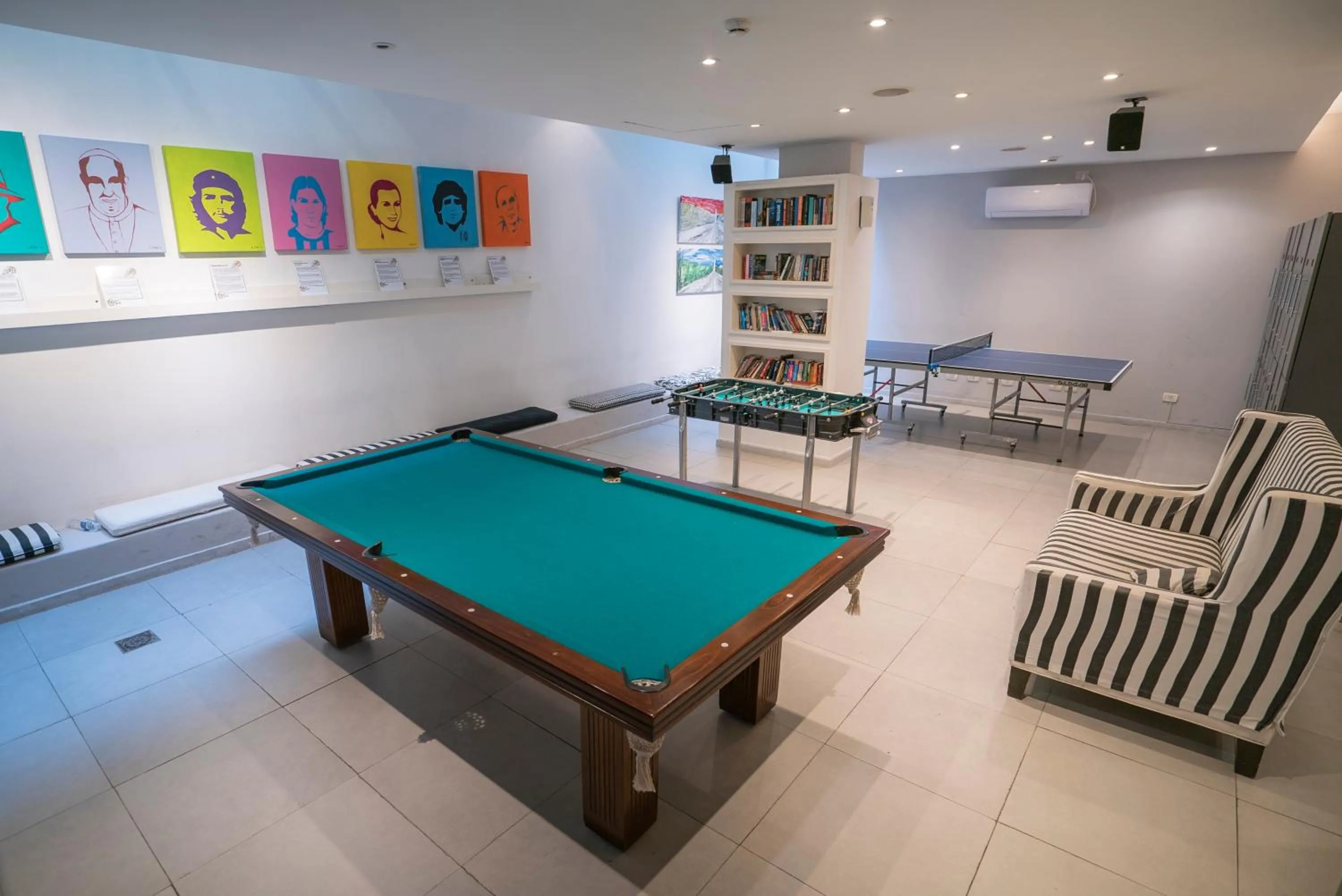 Billiard in America Del Sur Hostel Buenos Aires
