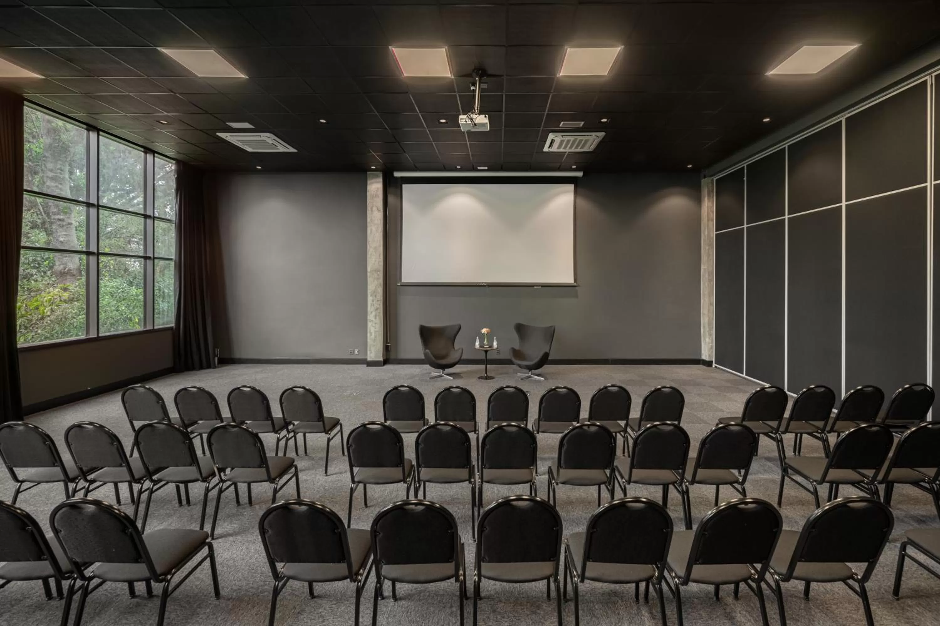 Meeting/conference room in Intercity Canoas