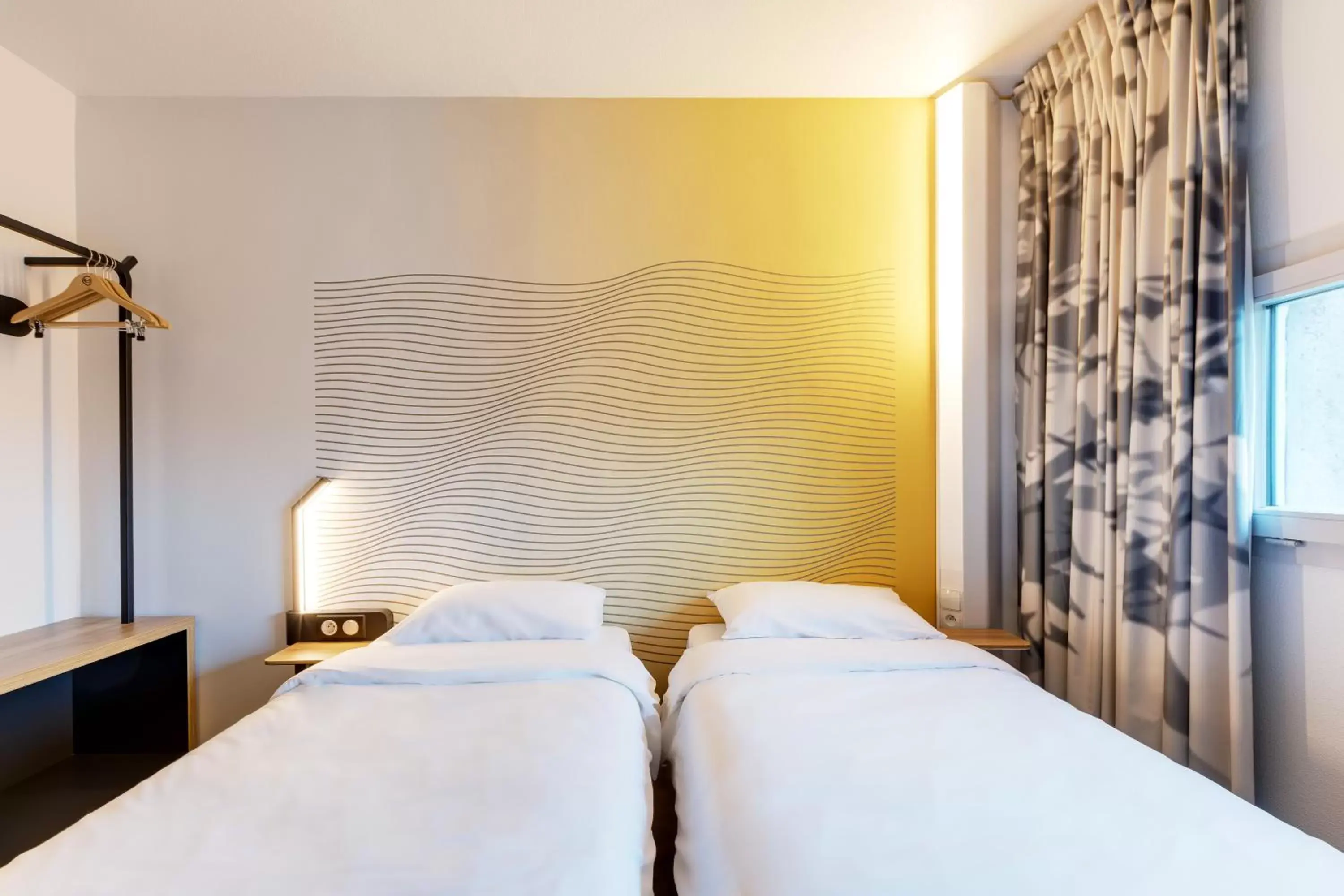 Bedroom, Bed in B&B HOTEL Evian Publier
