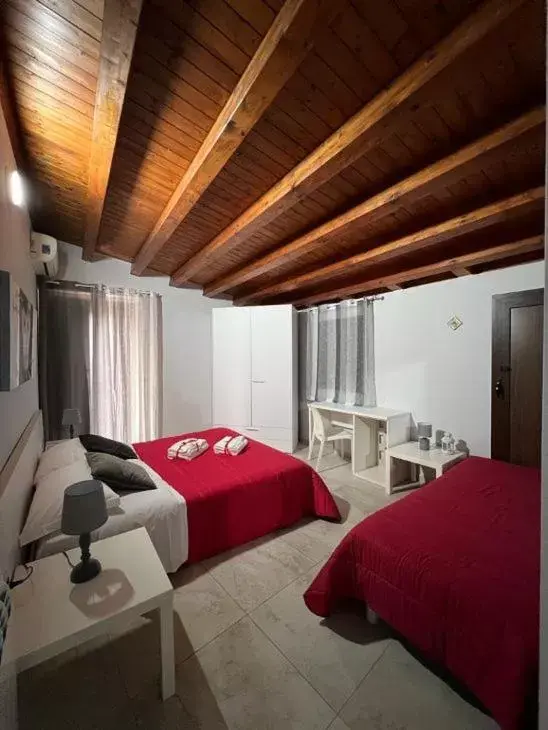 Bedroom, Bed in B&B Athena Comfort "Centro Città"