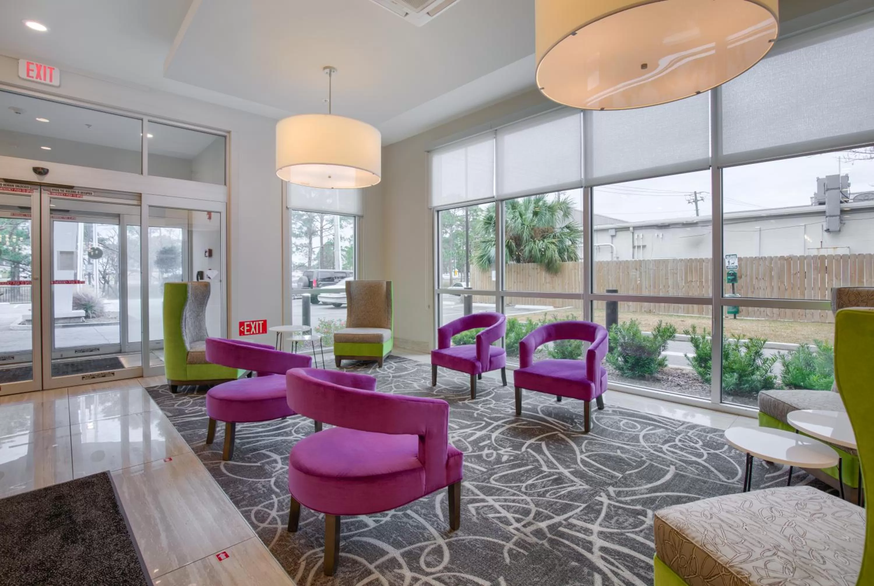 Seating area in La Quinta by Wyndham Mobile