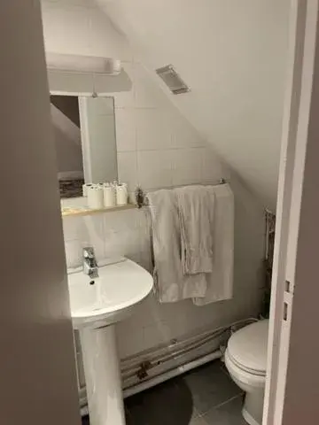 Bathroom in Hotel Luna Park