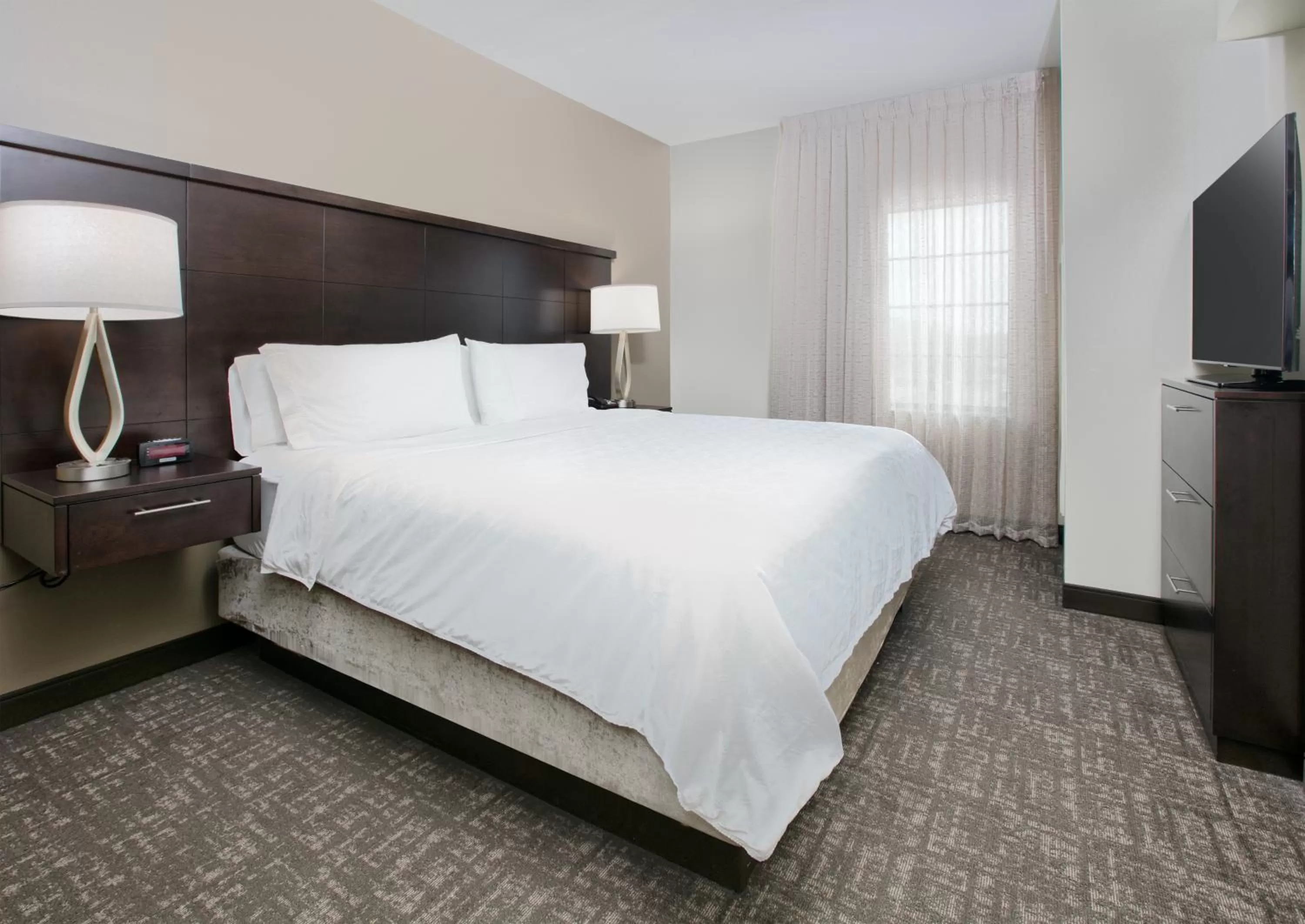 Bed in Staybridge Suites Plano - Richardson Area by IHG