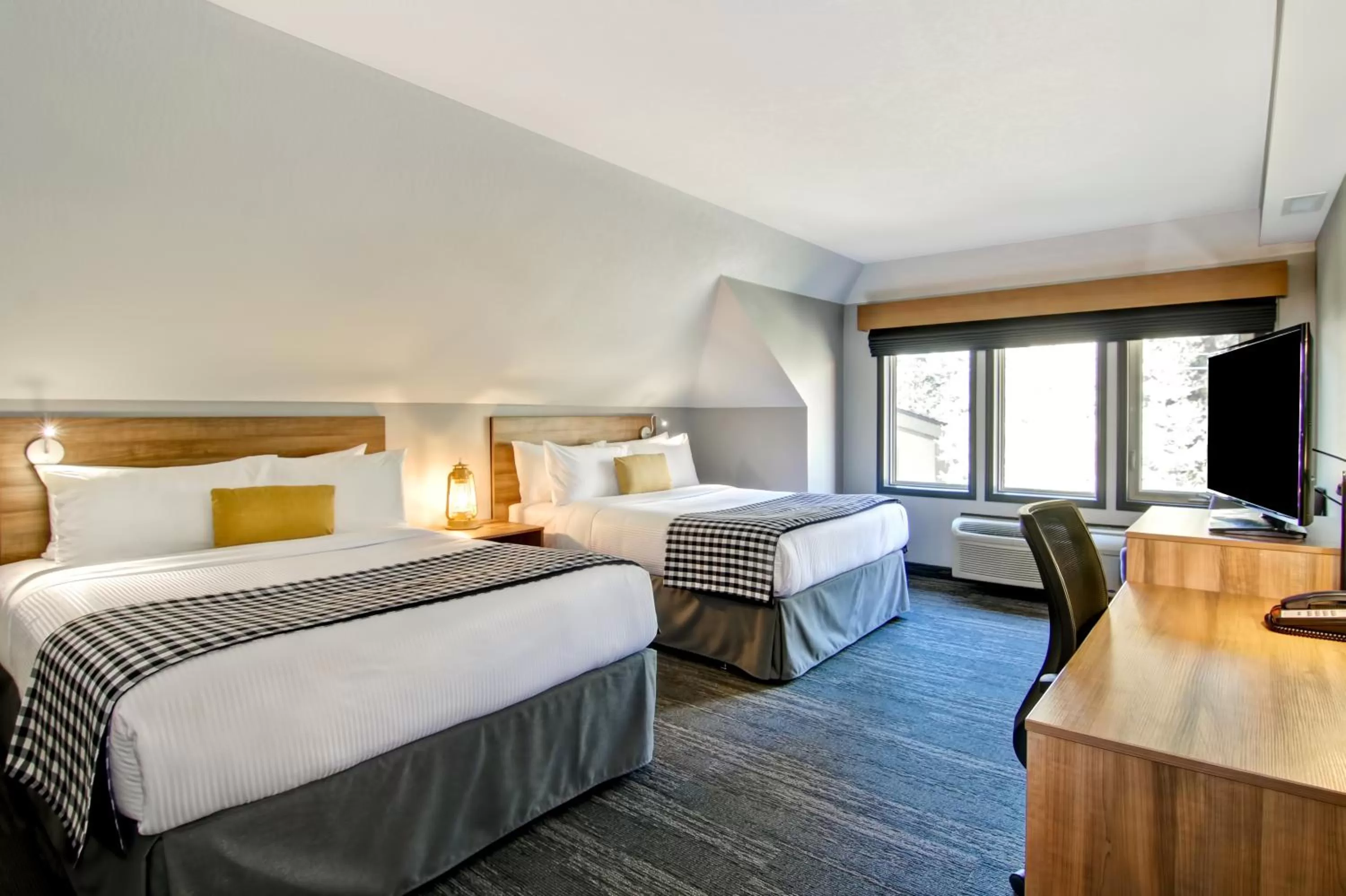 Bedroom, Bed in Canalta Lodge