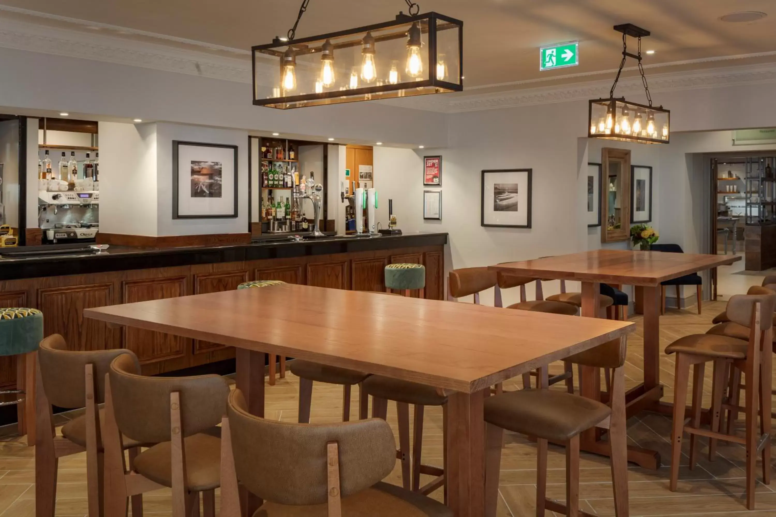 Lounge or bar in Forest Pines Hotel, Spa & Golf Resort Lounge or bar in Forest Pines Hotel, Spa & Golf Resort