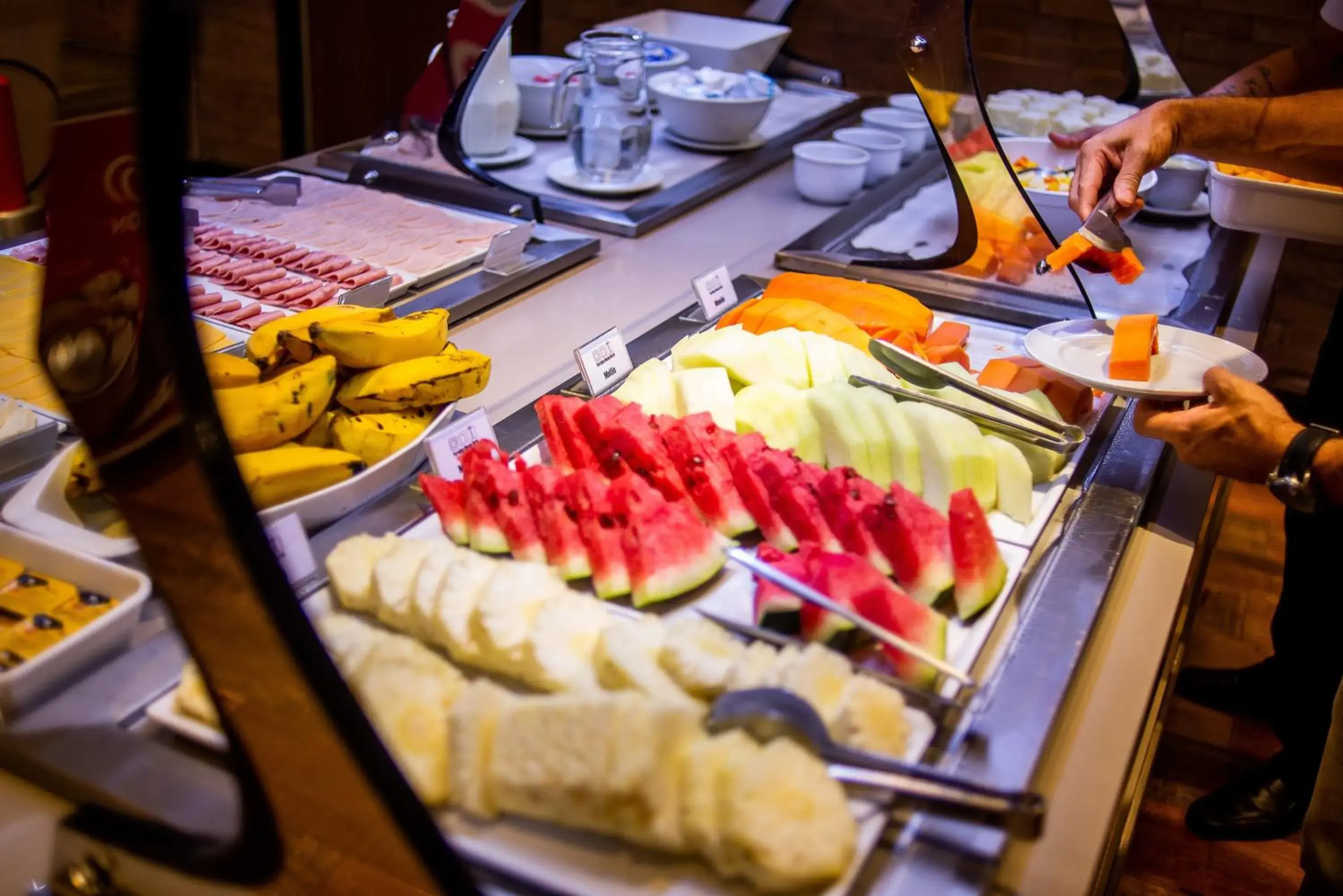 Buffet breakfast in Paradiso Macae Hotel