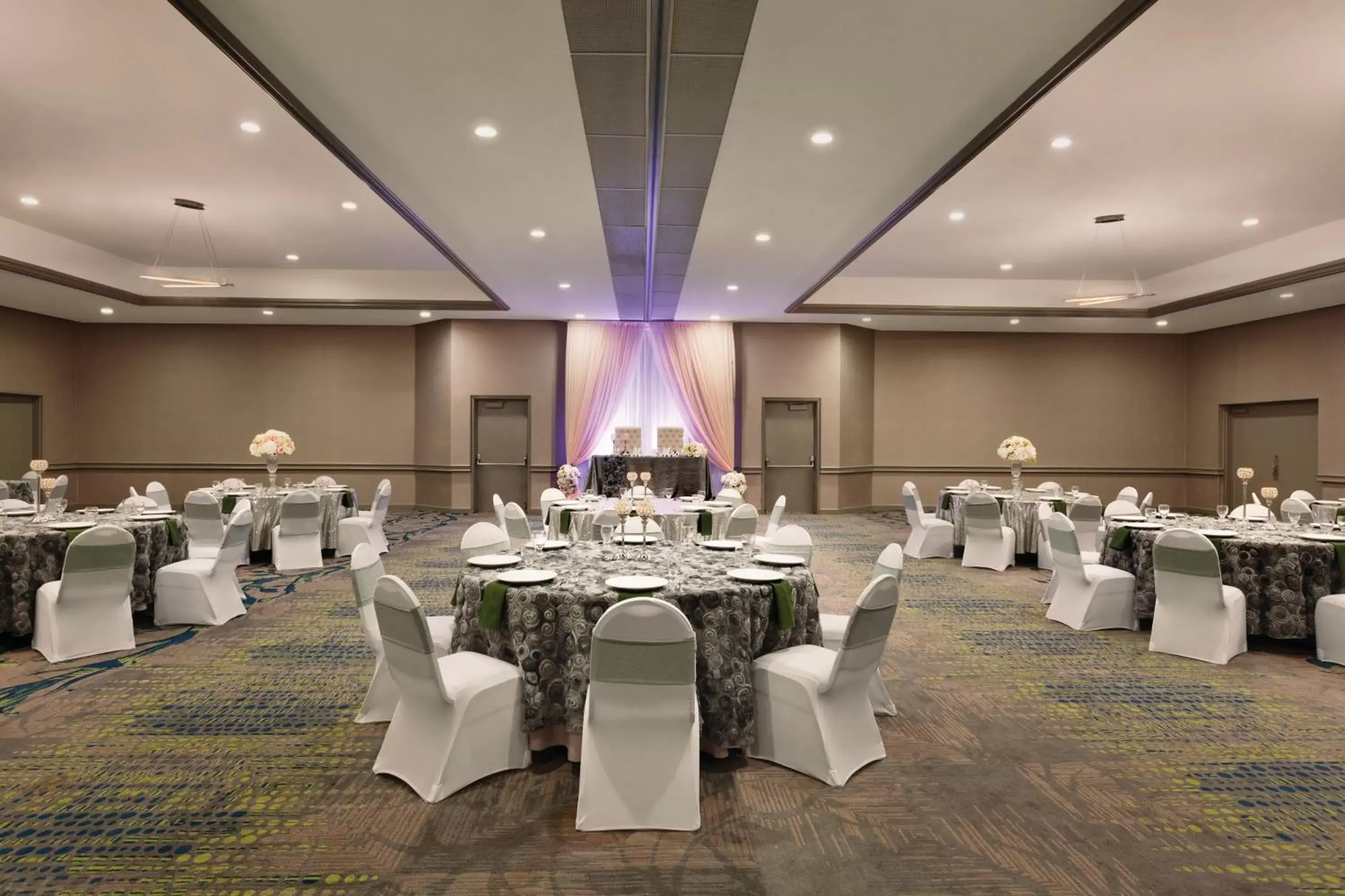Banquet/Function facilities, Banquet Facilities in Radisson Hotel Lenexa Overland Park