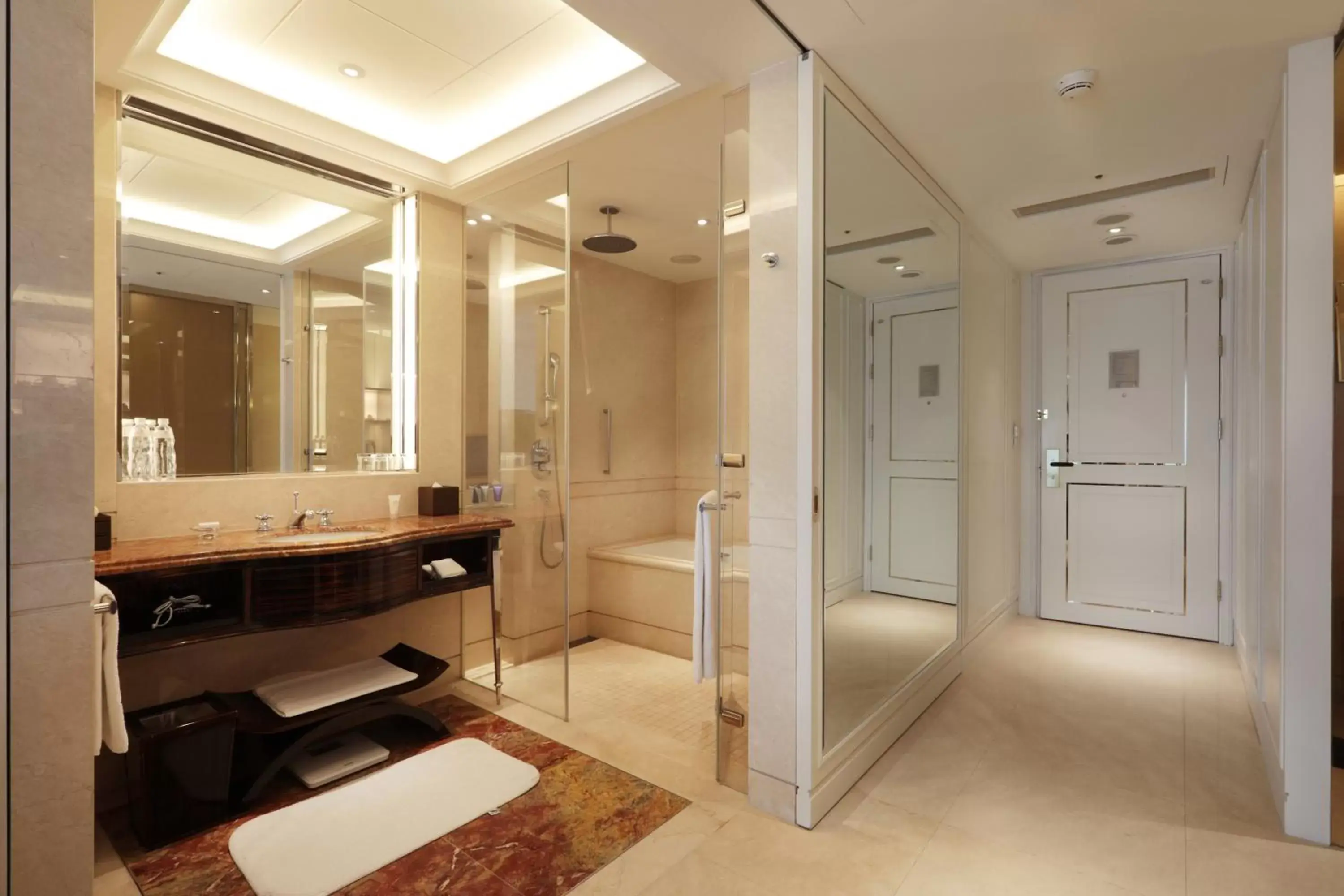 Shower, Bathroom in The Okura Prestige Taipei