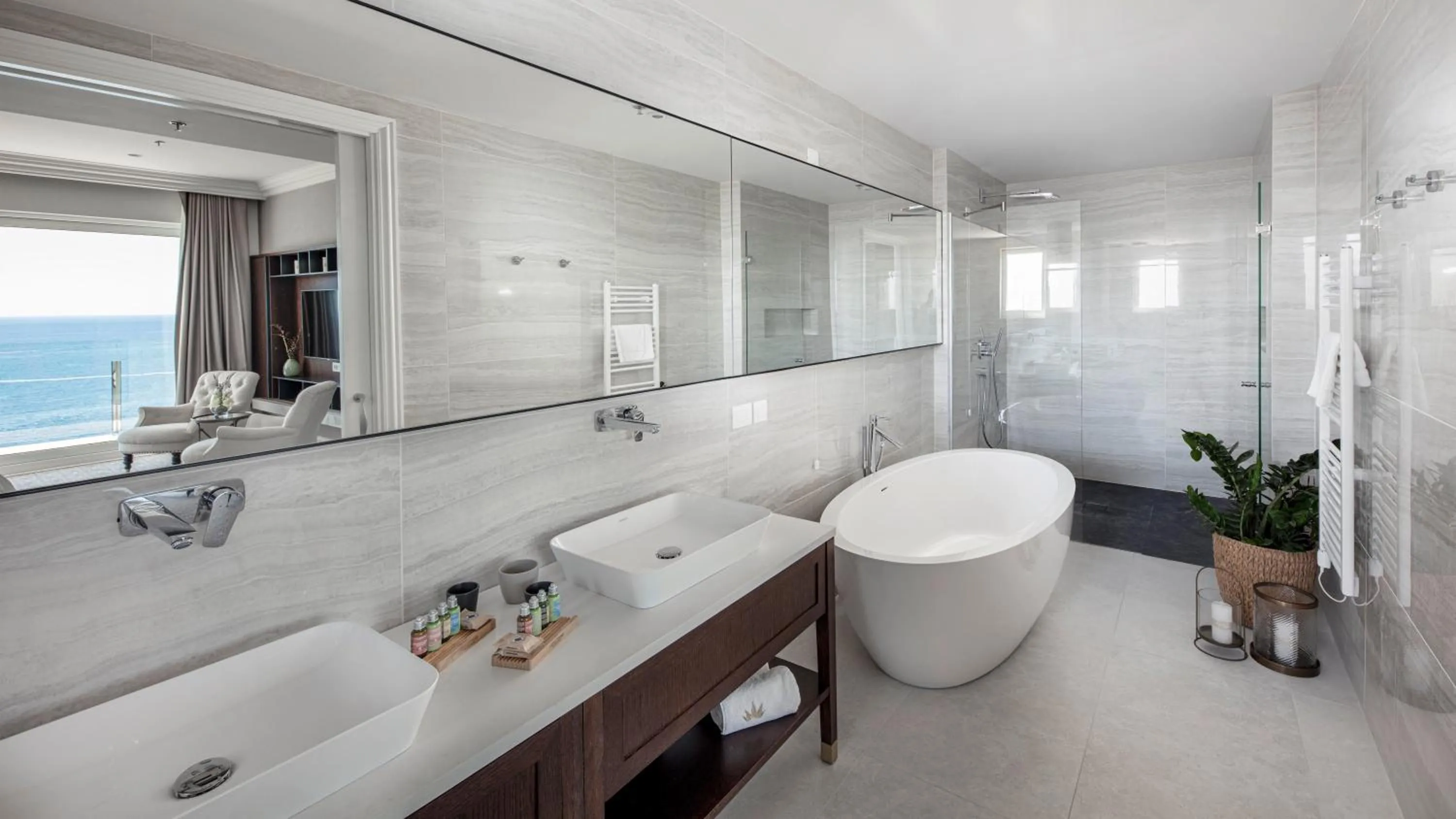 Bathroom in Royal Palm Hotel