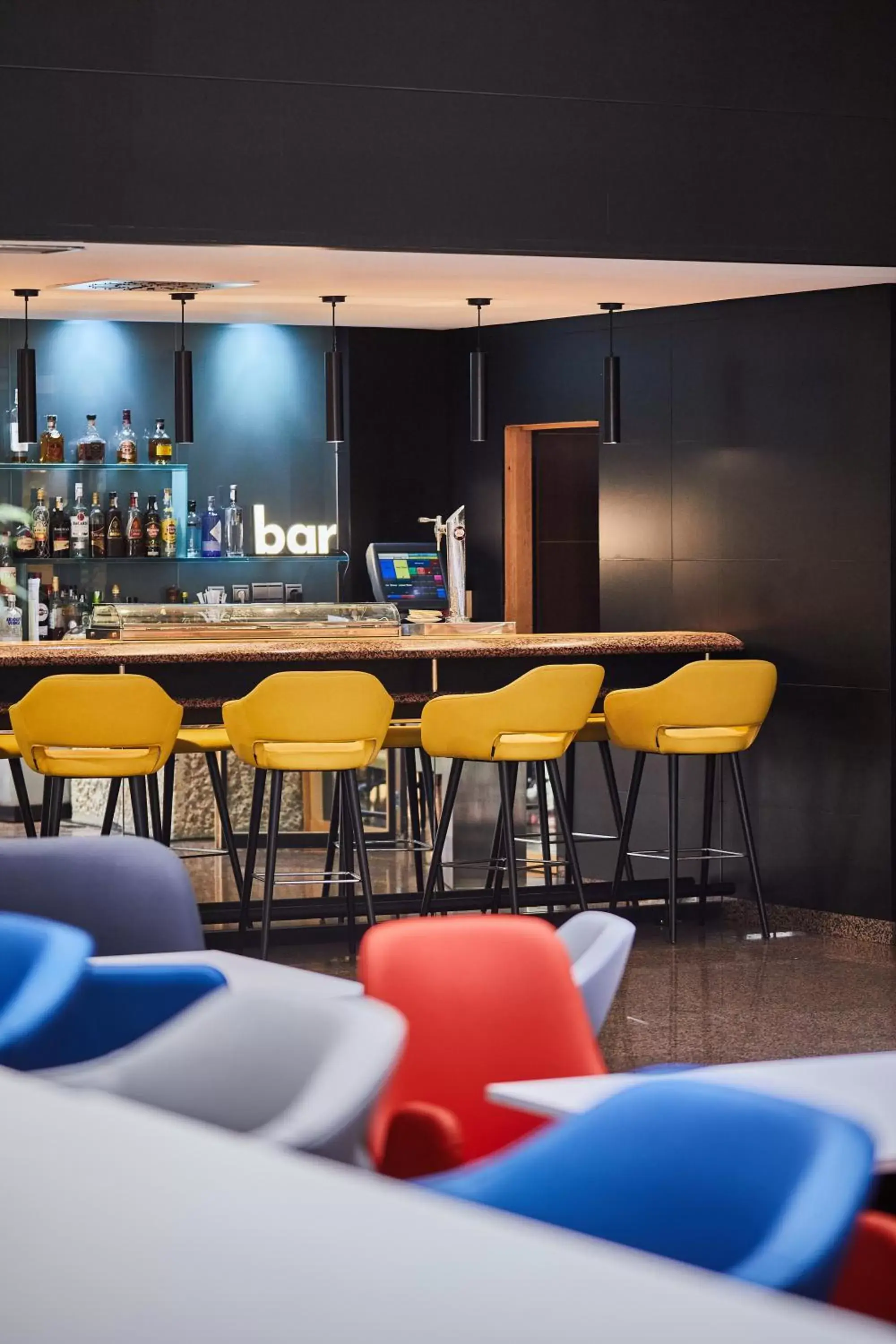 Lobby or reception, Lounge/Bar in Silken Puerta Madrid