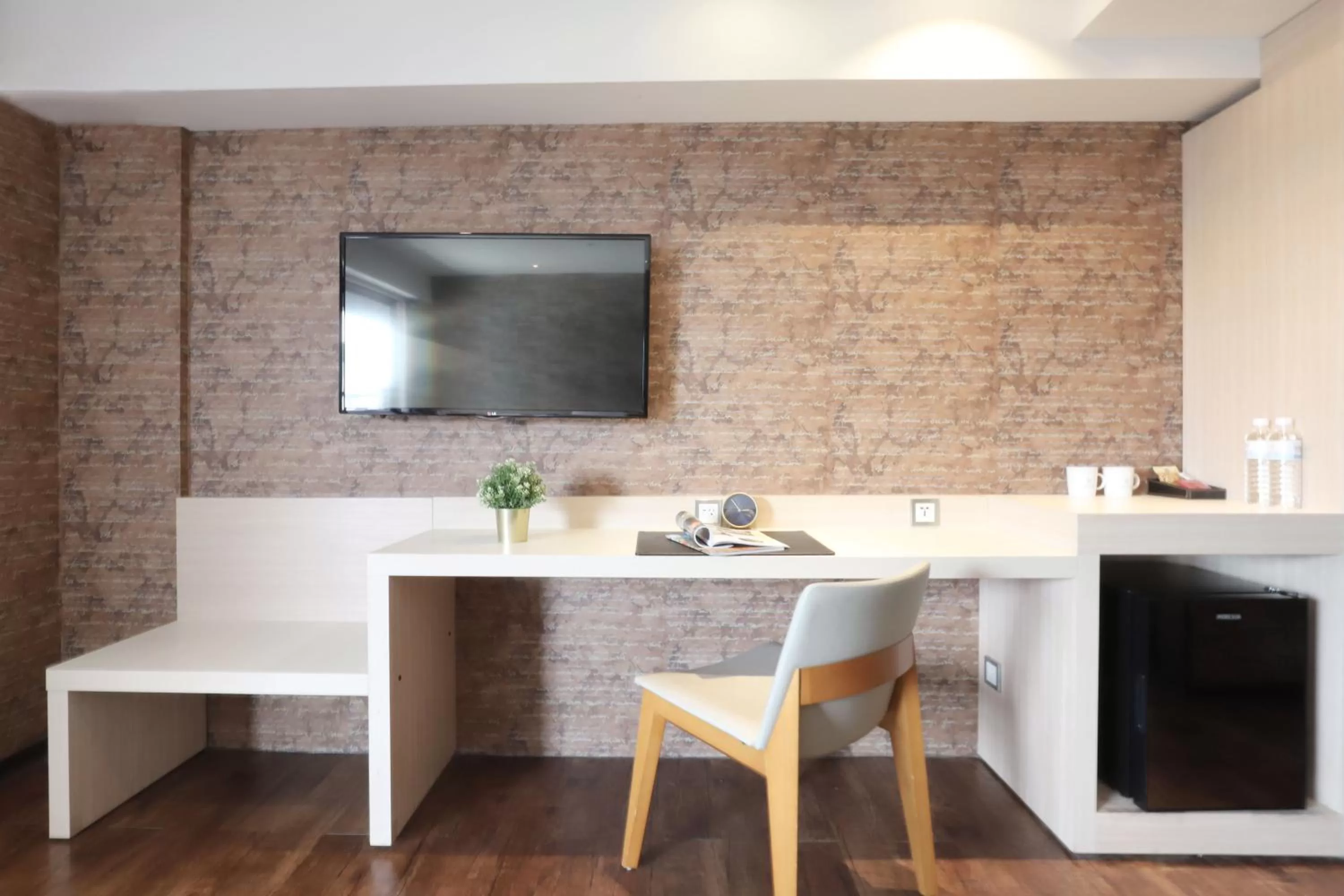 Talmud Hotel Yizhong