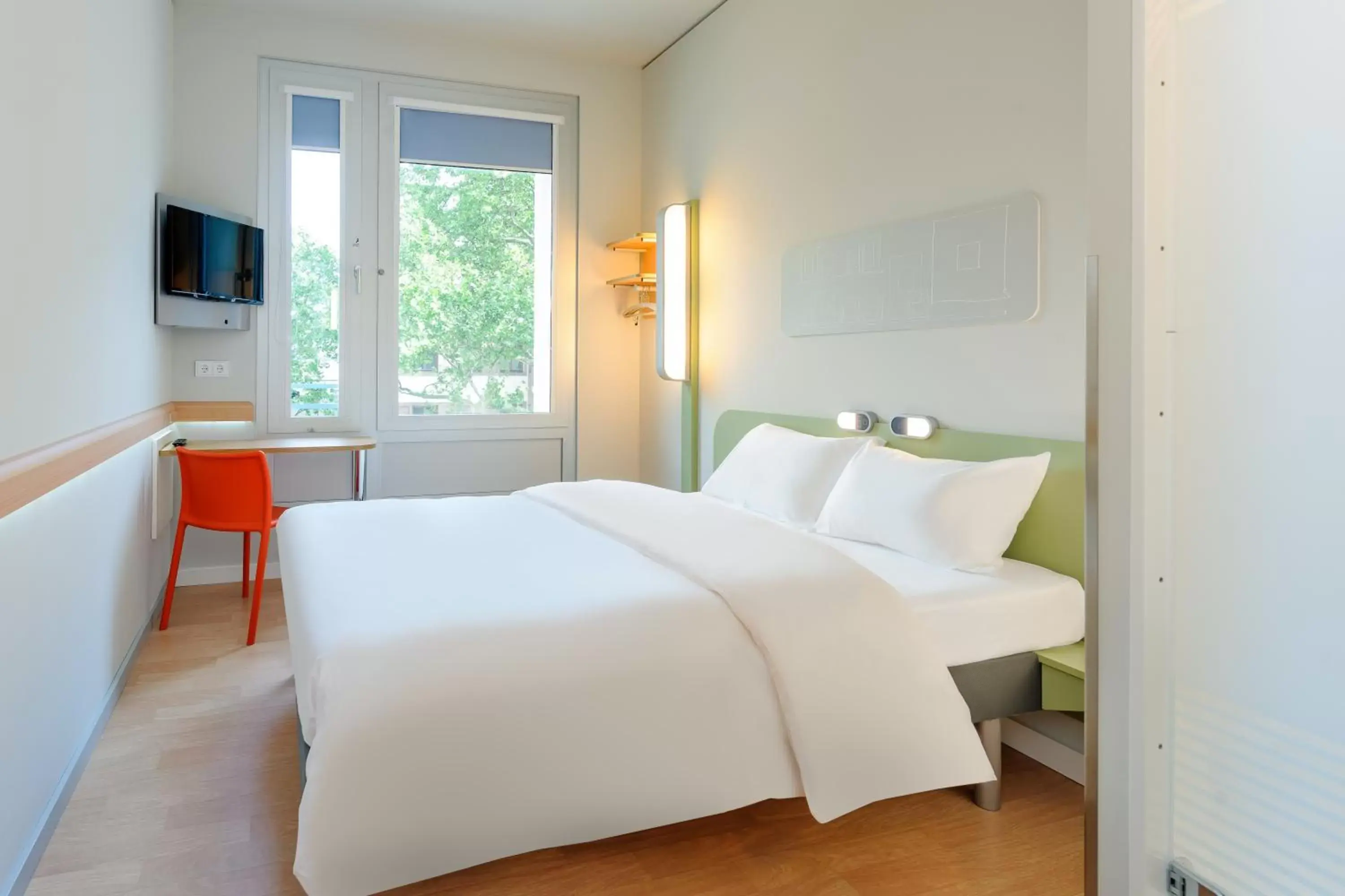 Bedroom in ibis budget Frankfurt City Ost