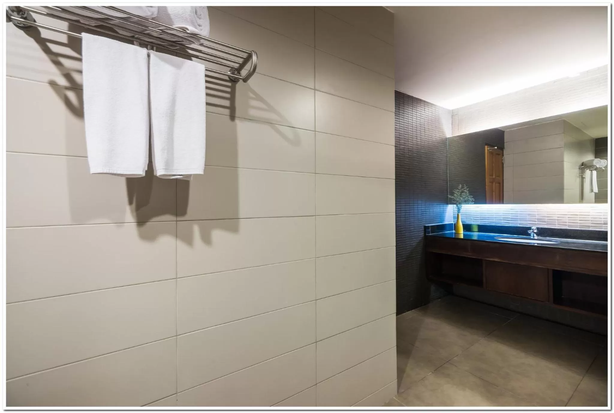 Bathroom in Sea Me Spring Tree Hotel