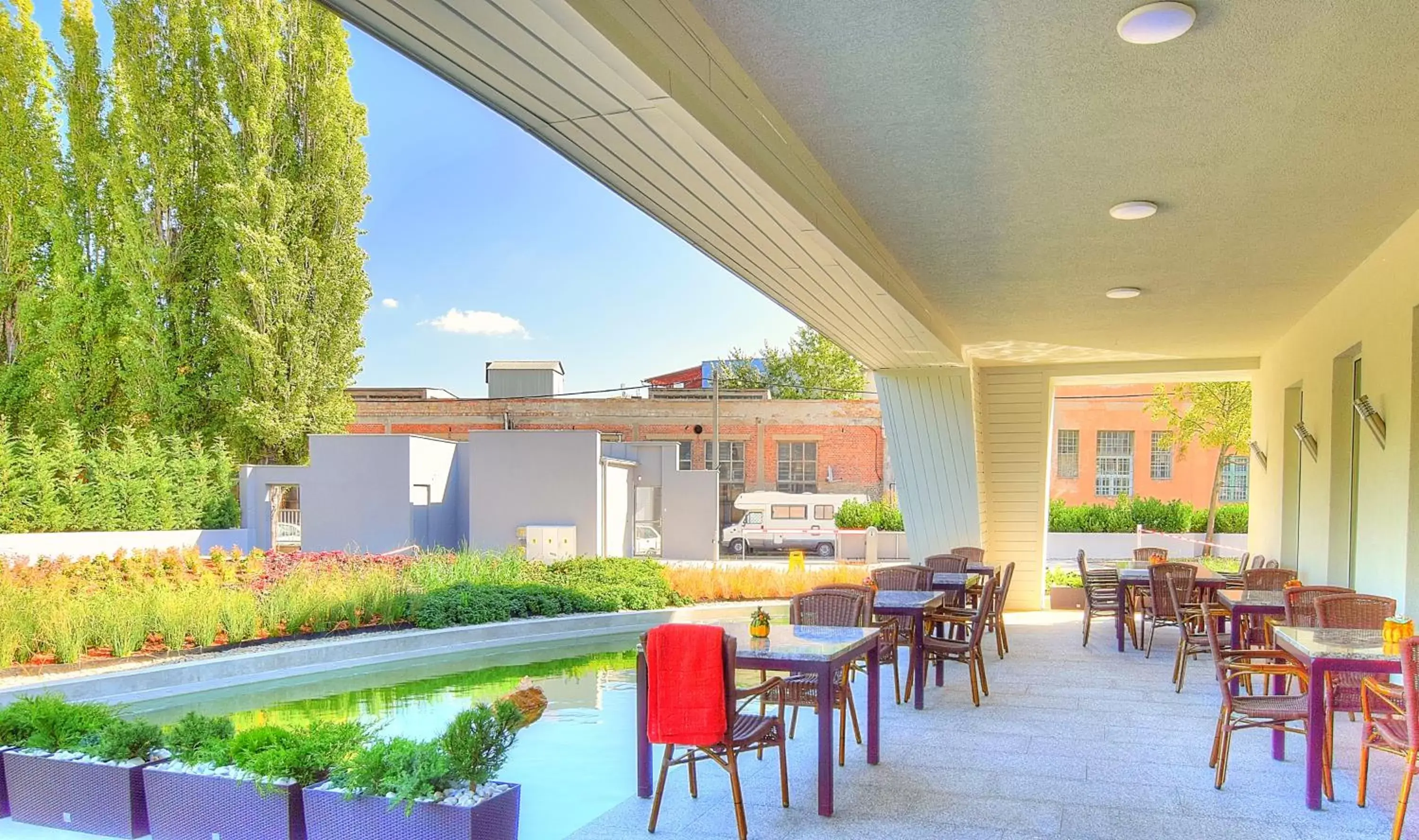 Restaurant/places to eat in Anna Hotel Restaurant/places to eat in Anna Hotel