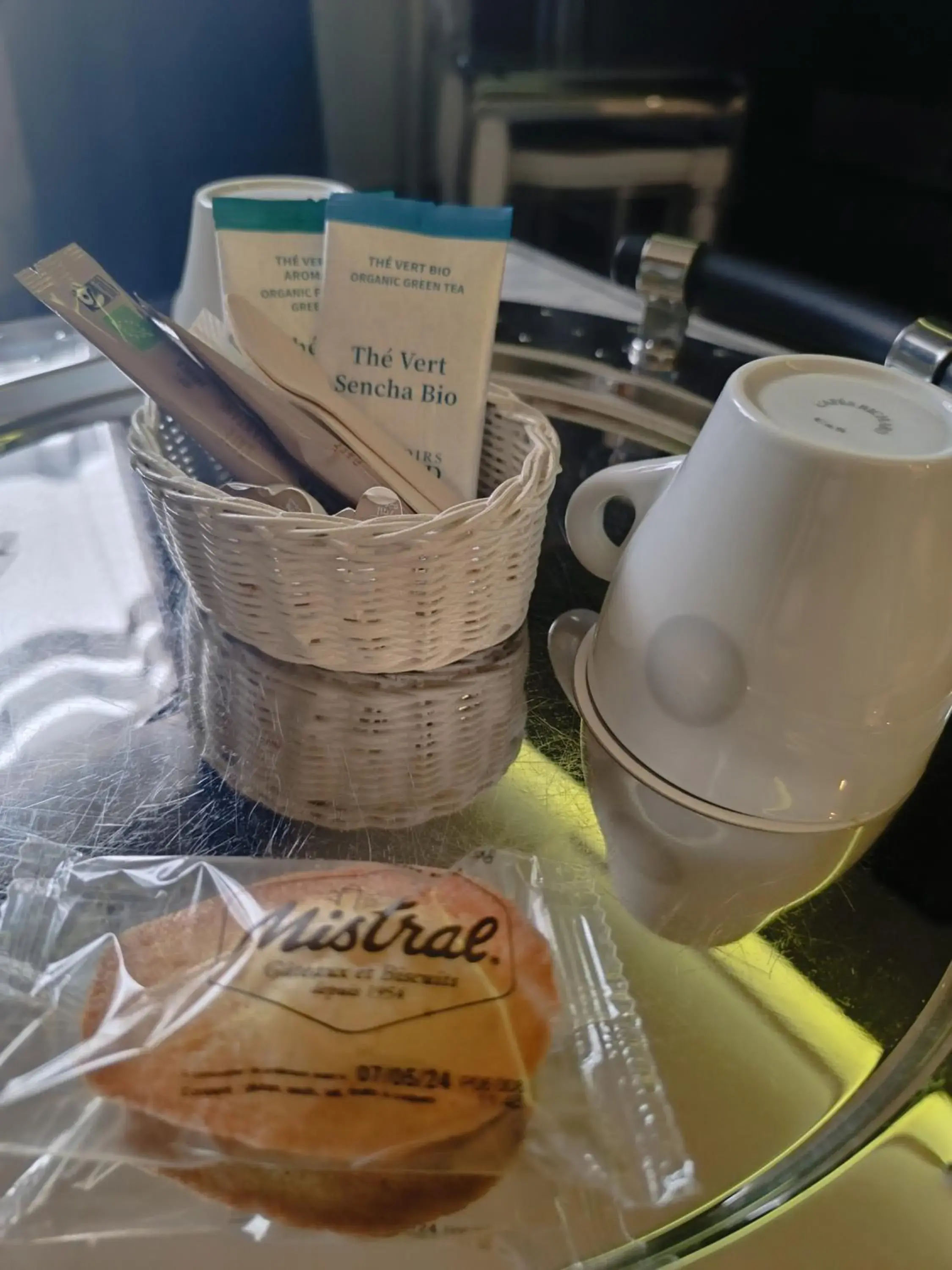 Coffee/tea facilities in Hotel Henry Ii Beaune Centre