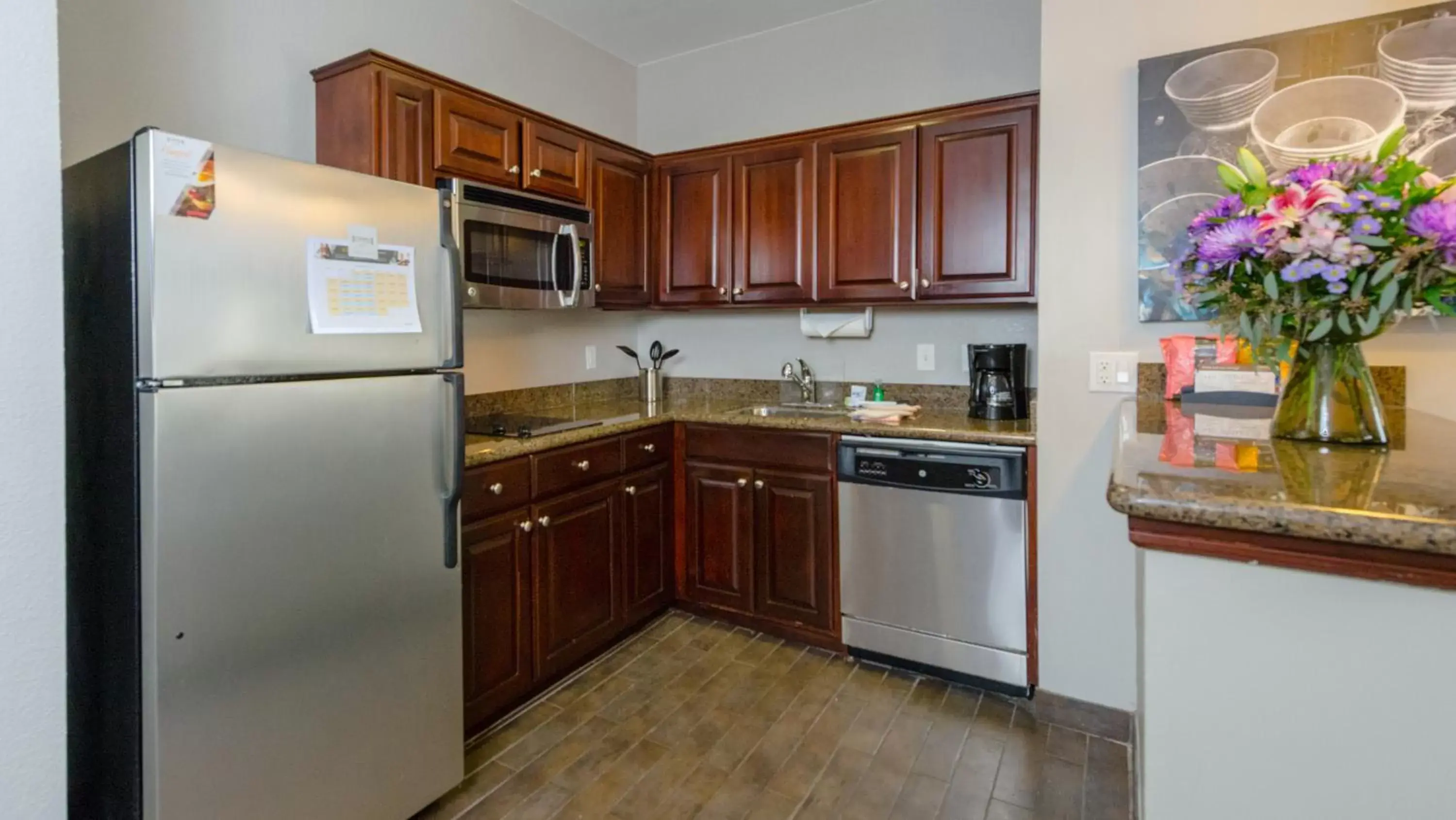 Kitchen or kitchenette, Kitchen/Kitchenette in Staybridge Suites Houston-NASA Clear Lake, an IHG Hotel