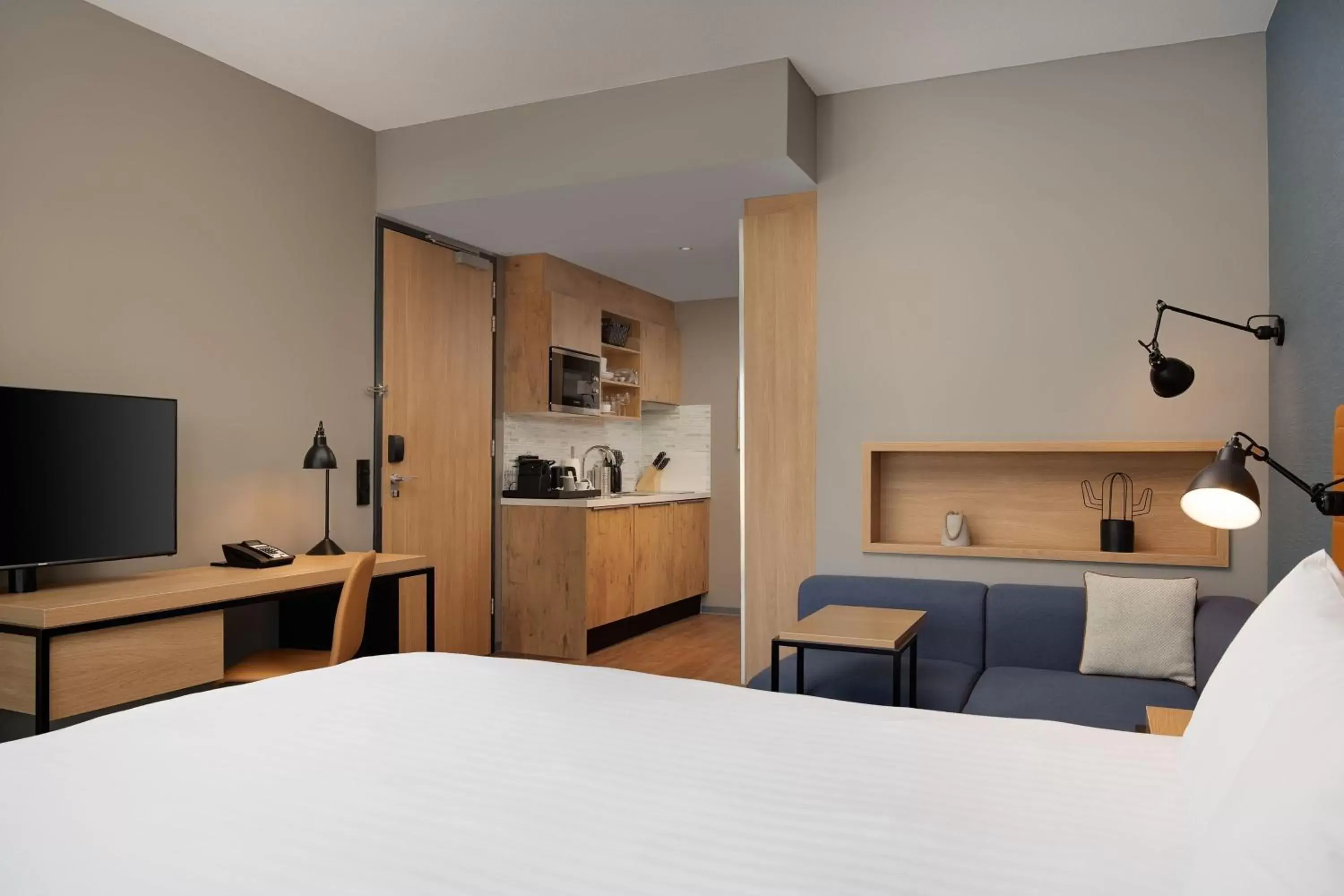 Lounge or bar, Bed in Residence Inn by Marriott Amsterdam Houthavens