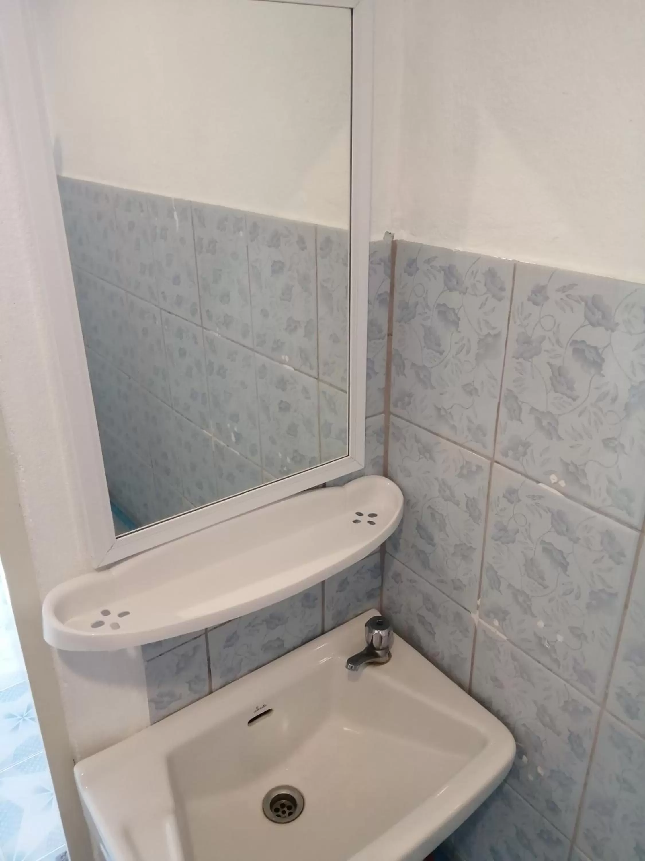 Bathroom in Lemon Guesthouse