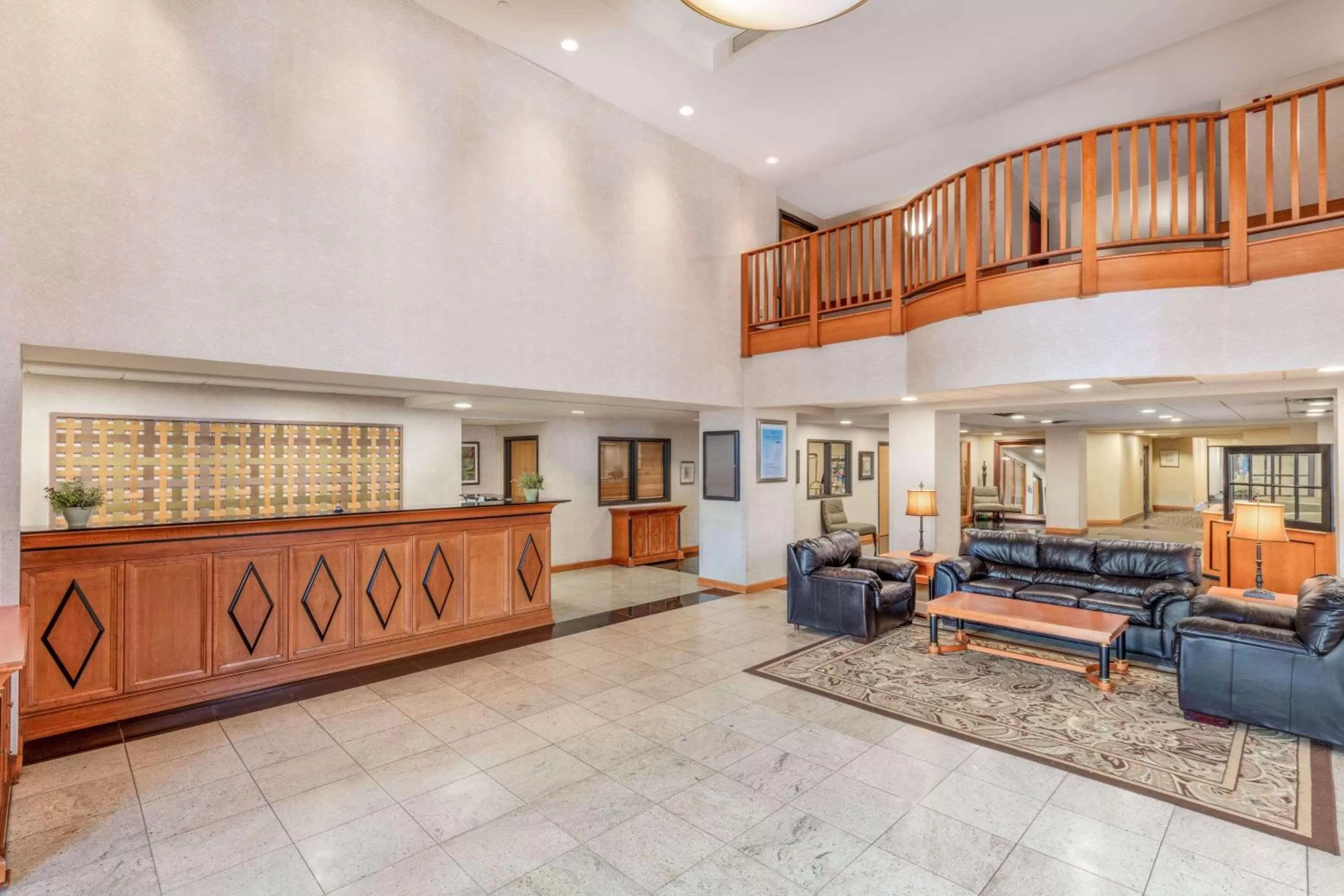 Lobby or reception in La Quinta by Wyndham Garden City