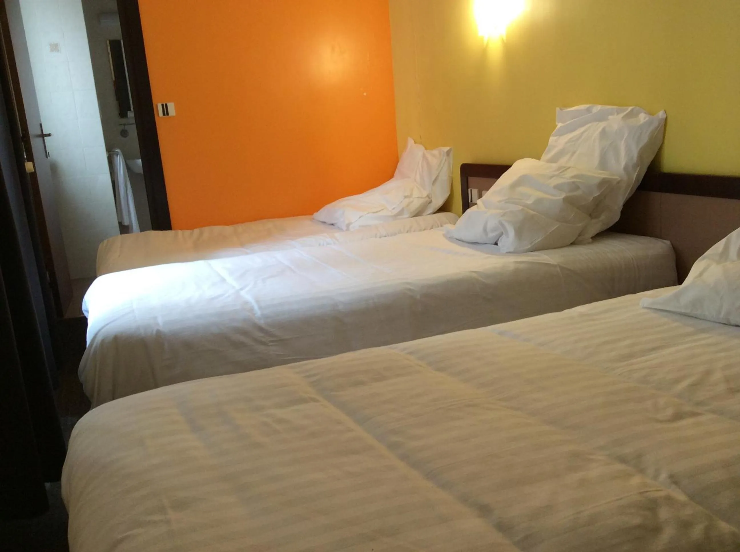 Bedroom, Bed in Hotel De La Place