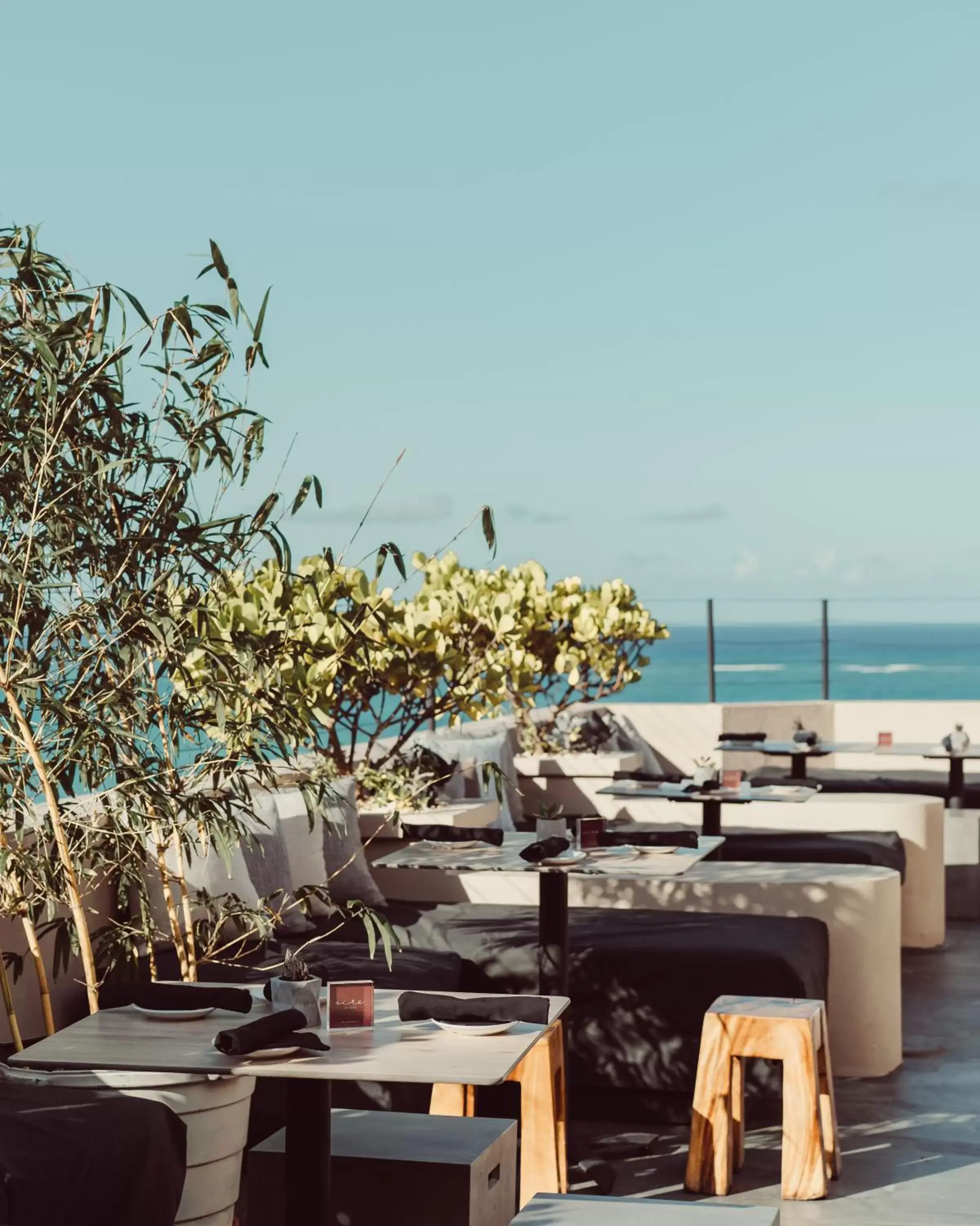 Restaurant/places to eat in San Juan Water & Beach Club Hotel