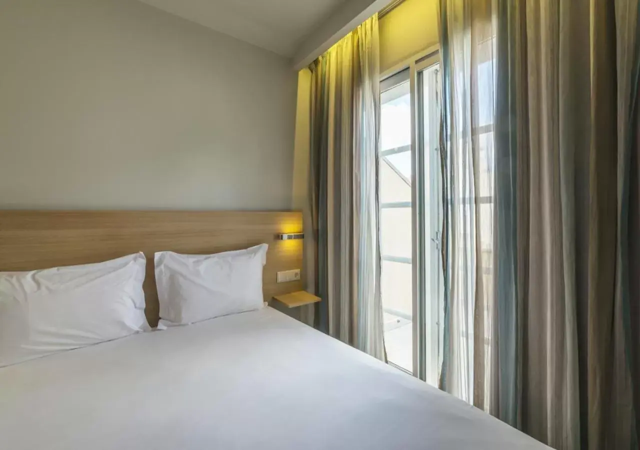 Bed in Moov Hotel Porto Centro