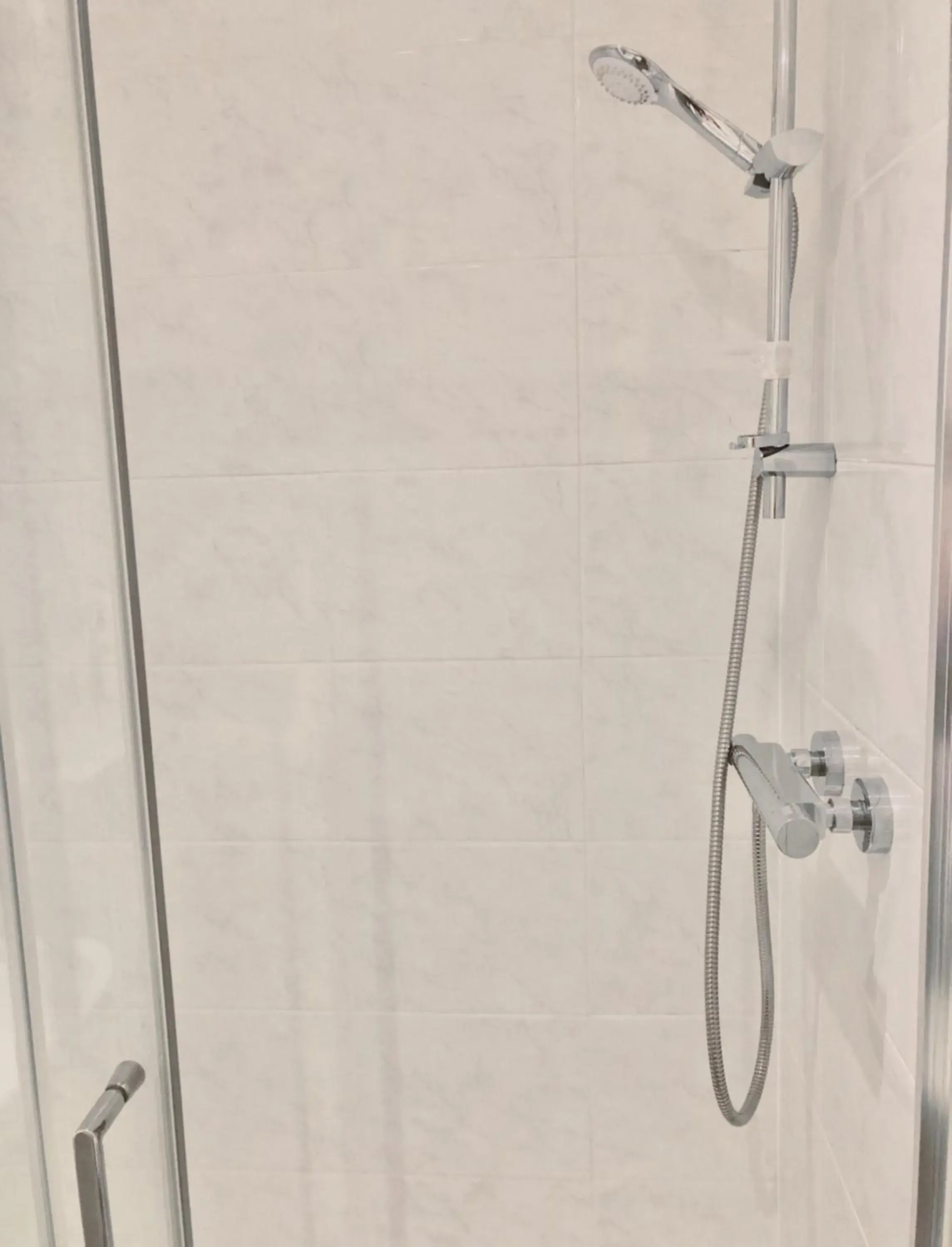 Shower, Bathroom in FoxHouse Studio Apartments