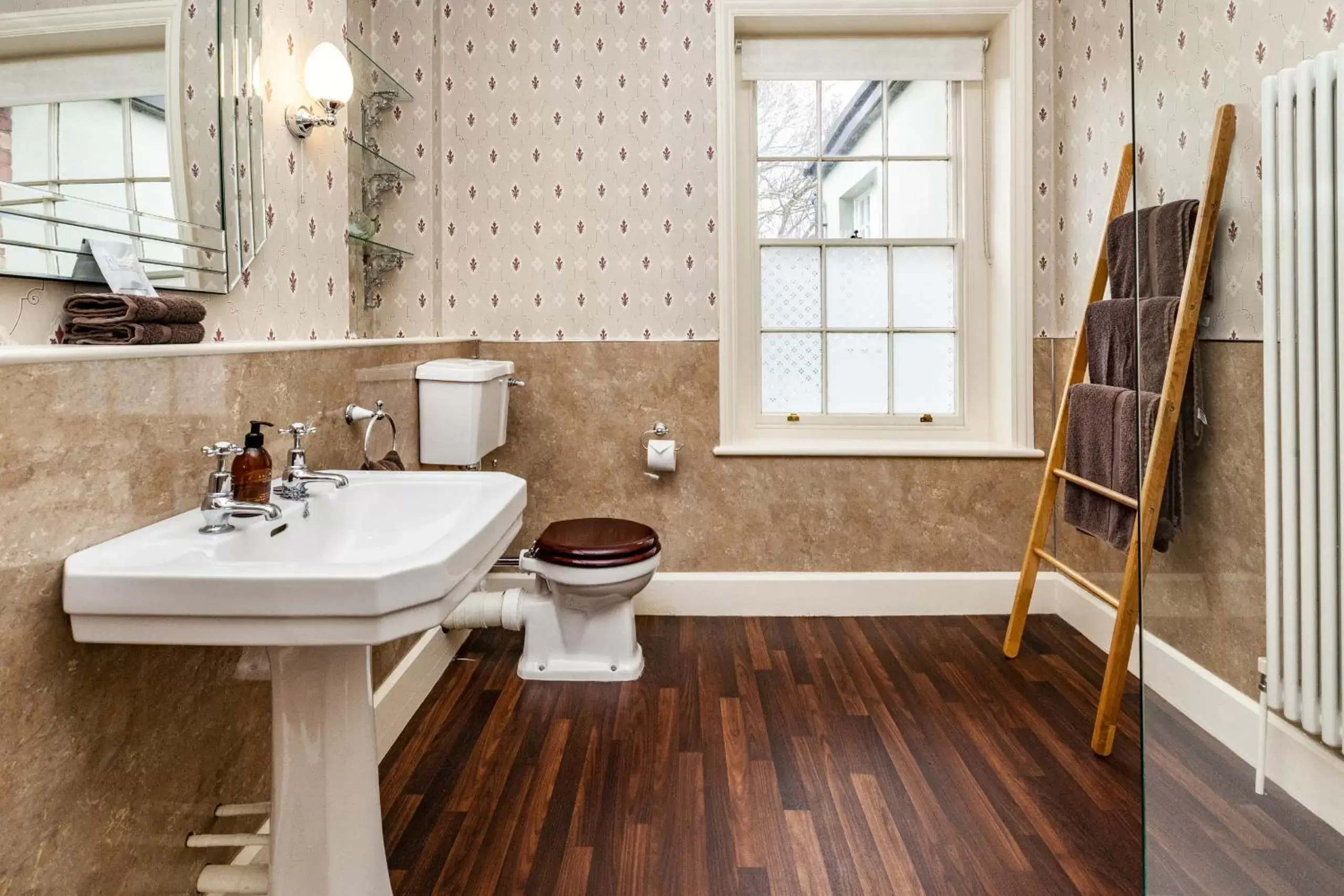 Bathroom in The Agents House, Bed & Breakfast