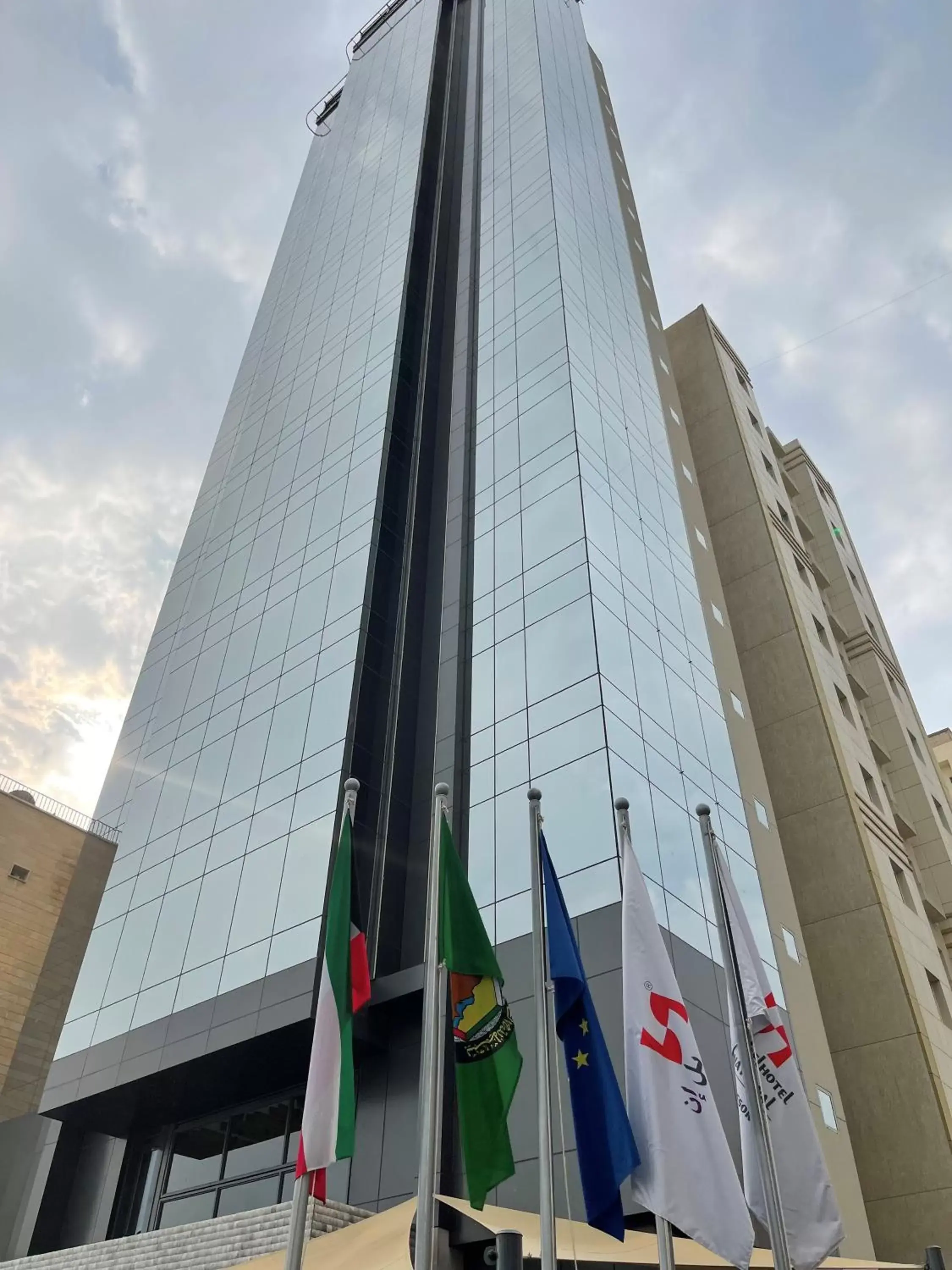 Property building in Swiss-Belinn Sharq, Kuwait Property building in Swiss-Belinn Sharq, Kuwait