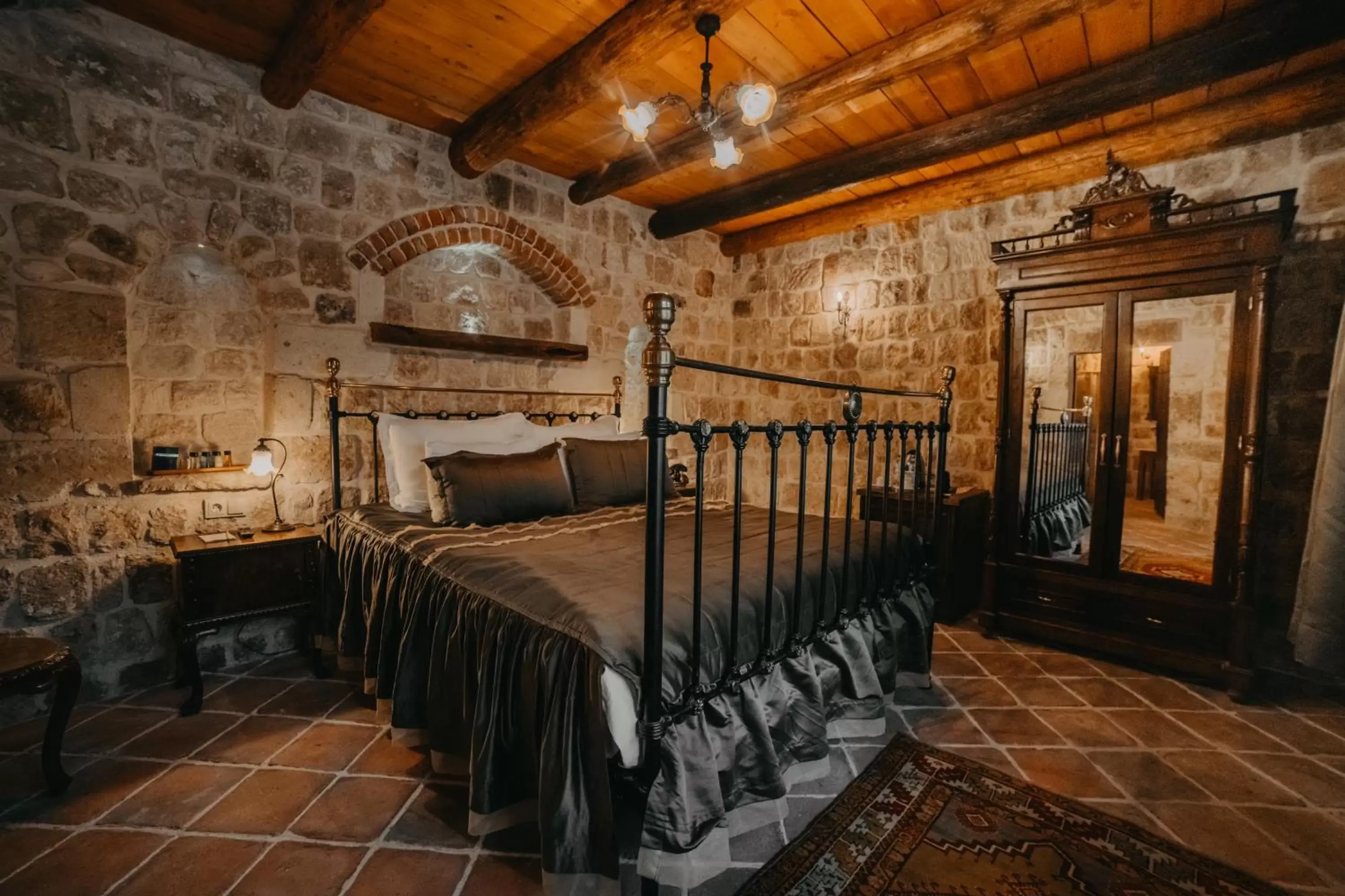 Photo of the whole room in Dere Suites Cappadocia