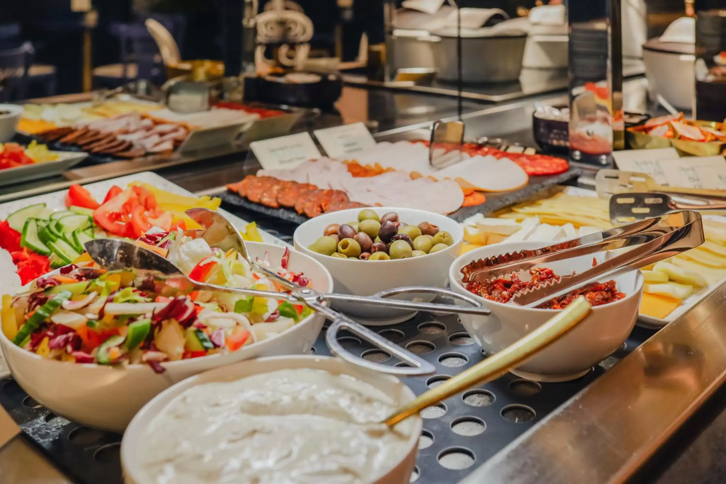 Restaurant/places to eat in Alice Hotel Restaurant/places to eat in Alice Hotel