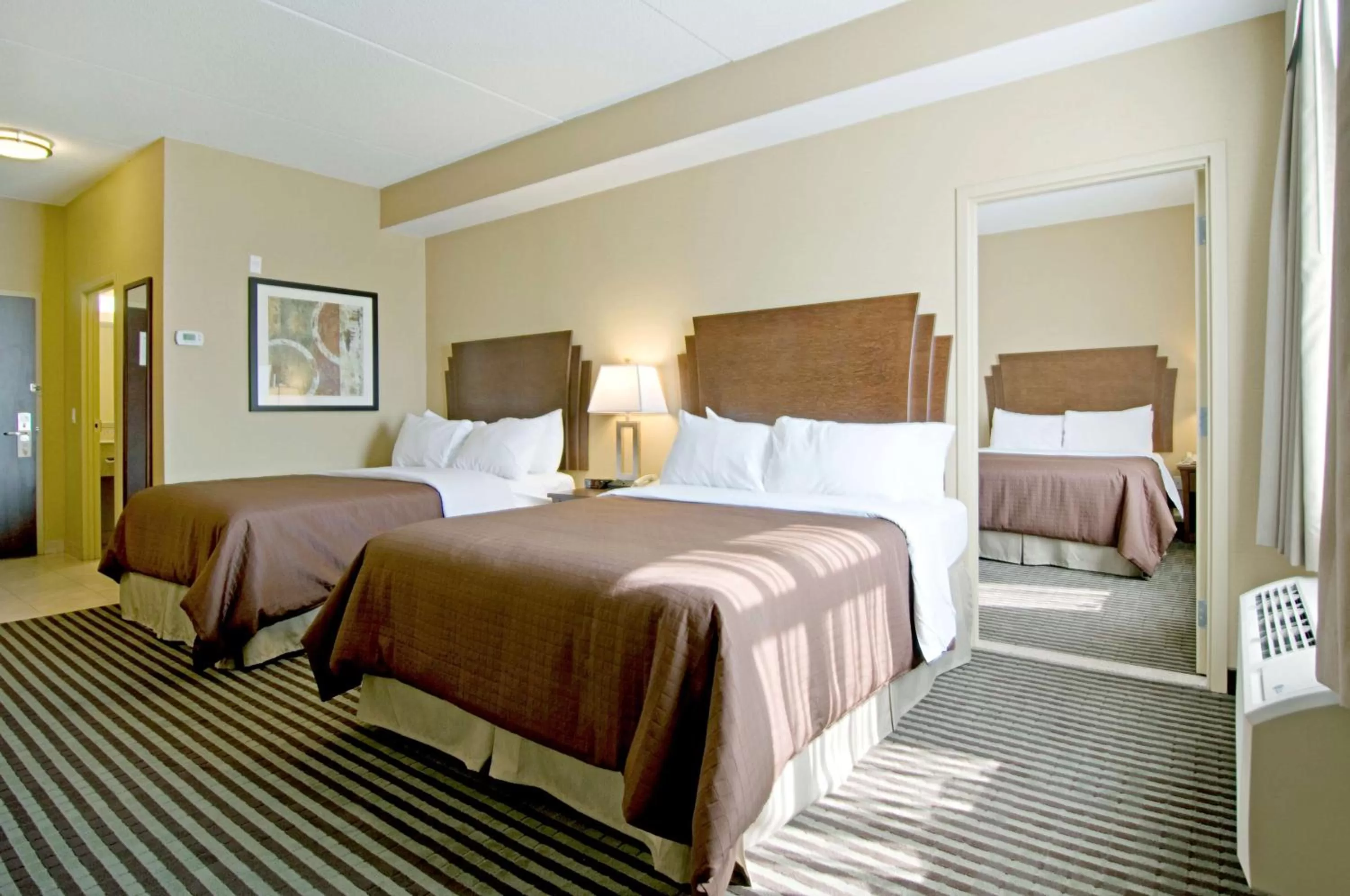 Bedroom, Bed in Best Western Plus Barrie