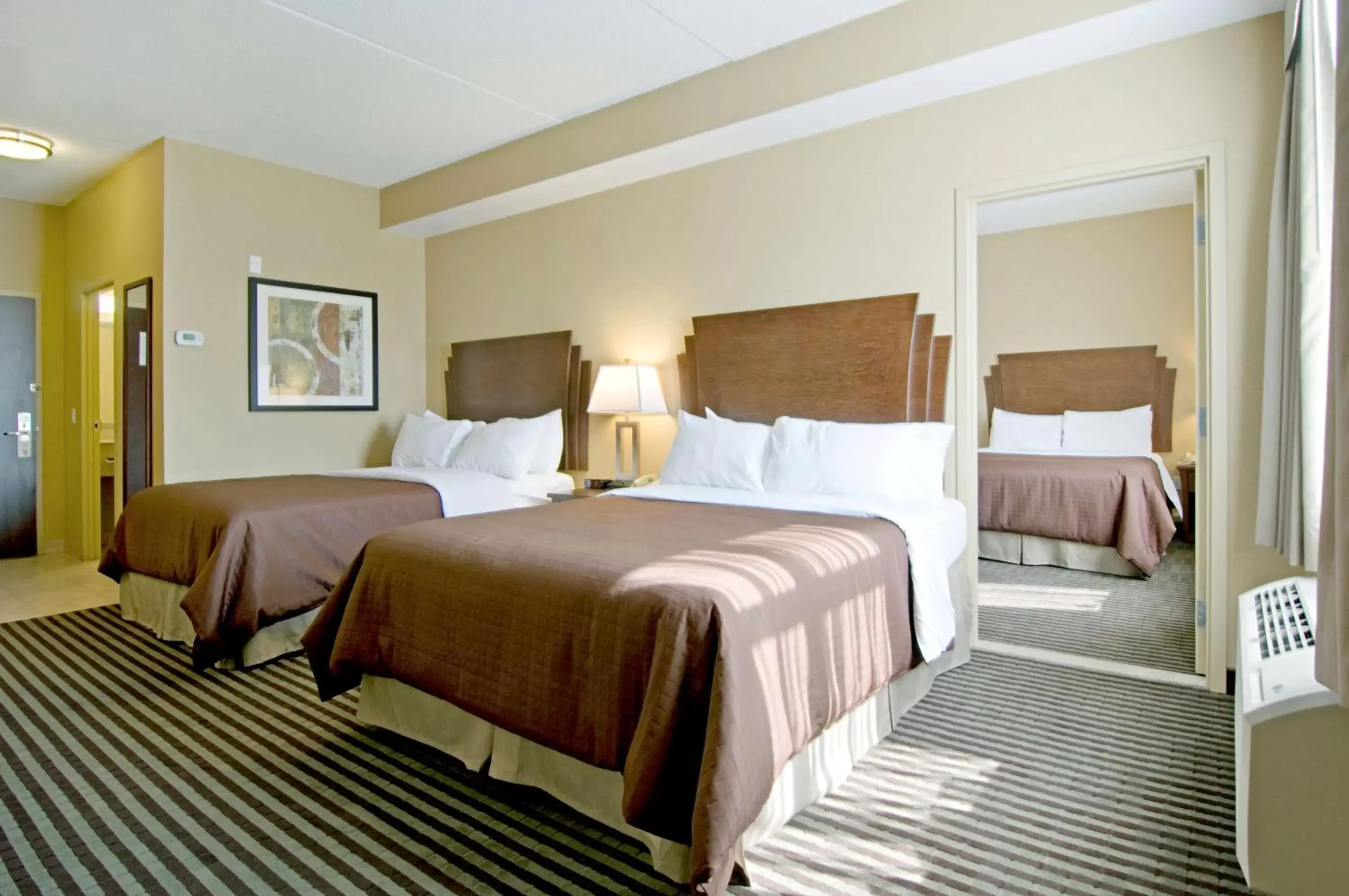 Bedroom in Best Western Plus Barrie Bedroom in Best Western Plus Barrie