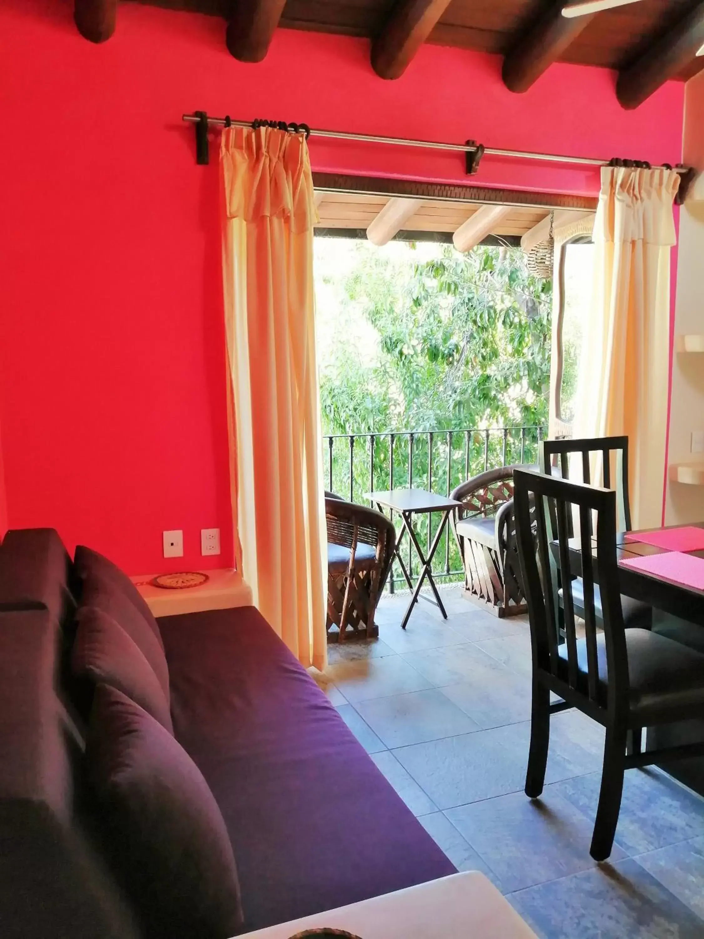 Balcony/Terrace, Seating Area in Ceiba Studios