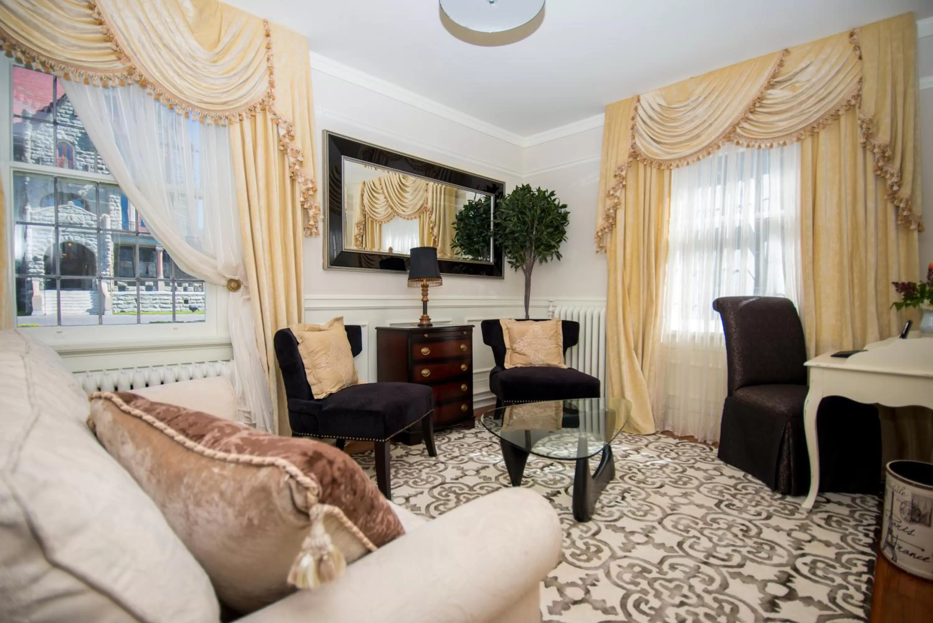 Superior King Suite in The Craigmyle