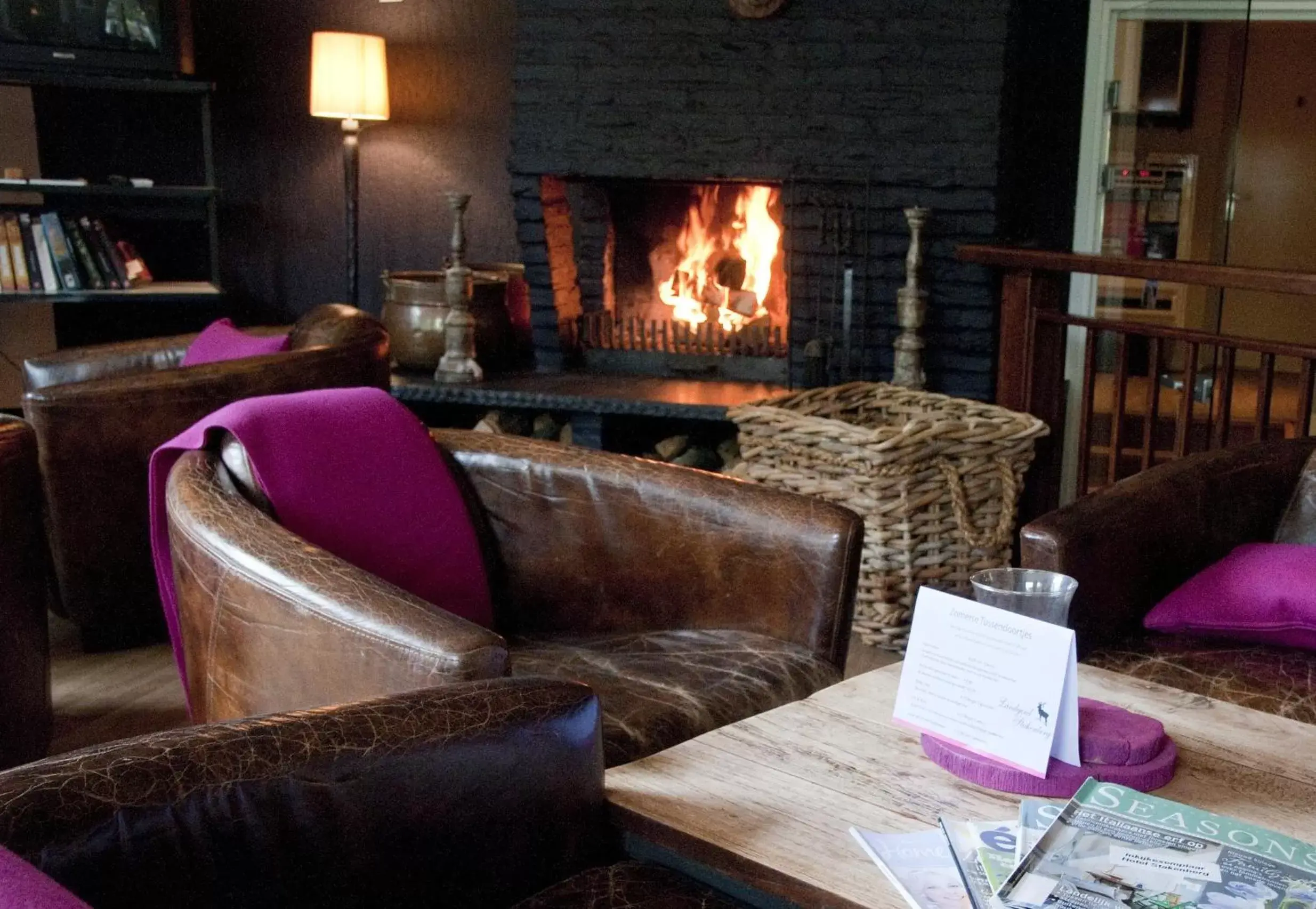 Lounge or bar, Seating Area in Veluwe Hotel Stakenberg