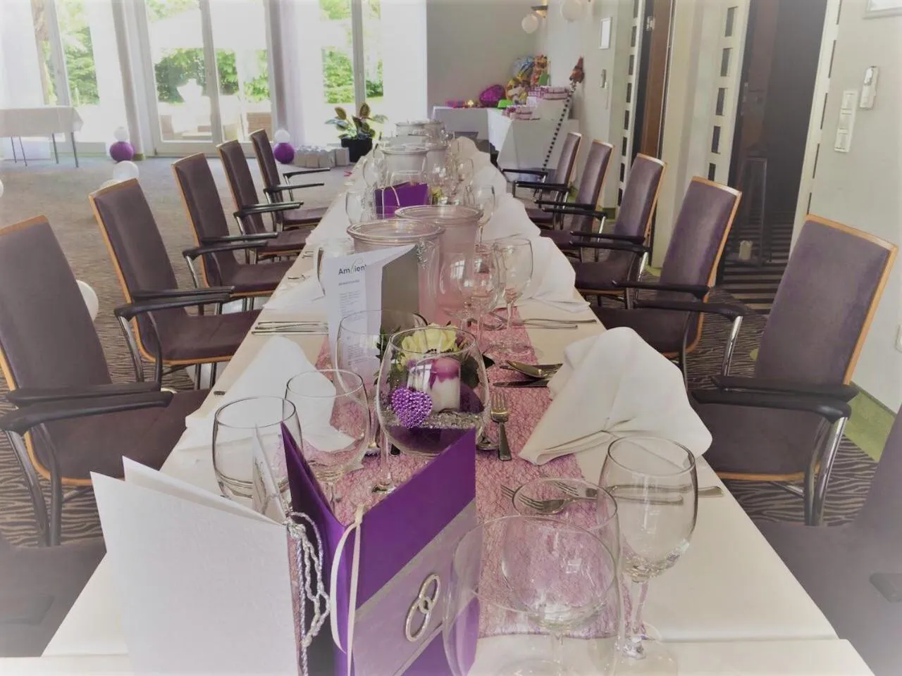 Restaurant/places to eat in Hotel Ambiente Walldorf