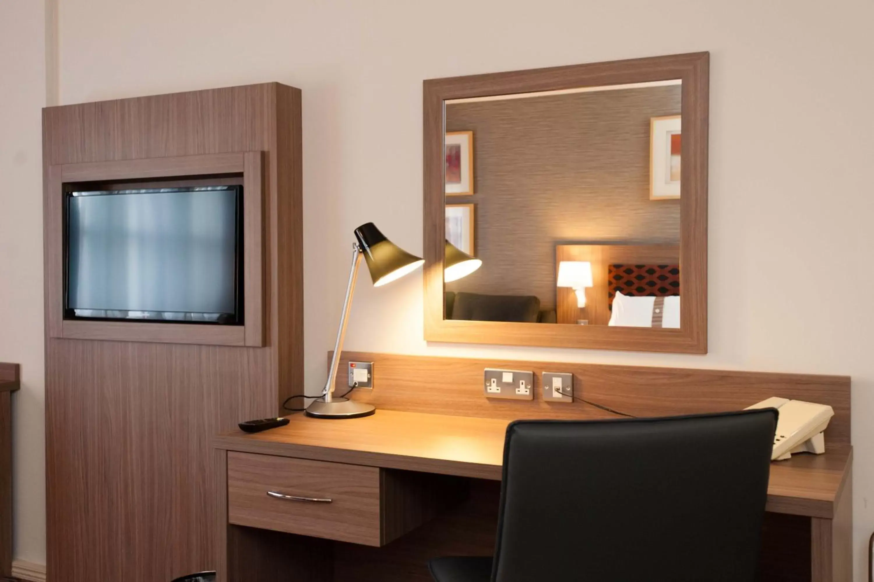 Photo of the whole room, TV/Entertainment Center in Holiday Inn Darlington - NORTH A1M, JCT.59, an IHG Hotel
